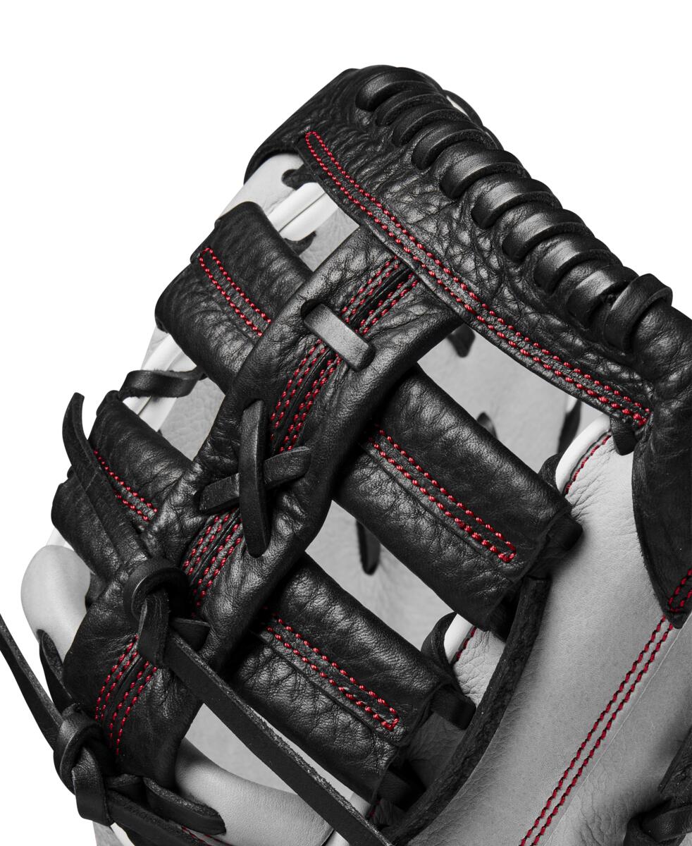 2024 Wilson A1000 1620 12.5" Baseball Glove: WBW101452125
