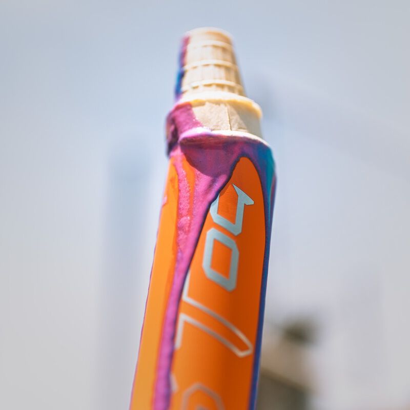 2025 Easton Ghost OG -11 Rainbow Sherbet Fastpitch Softball Bat: EFP5GHRS11