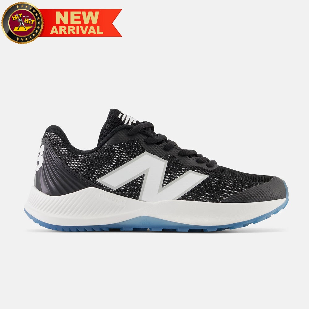 New Balance Dynasoft 4040v7 Youth Turf-Trainer: Black with Optic White