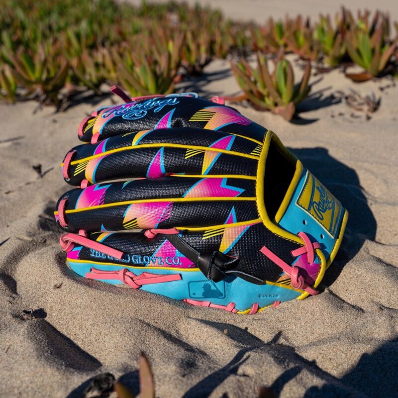 Rawlings Heart of the Hide Spring Break 11.5 Inch Infield Glove: PROR204-2BCBY