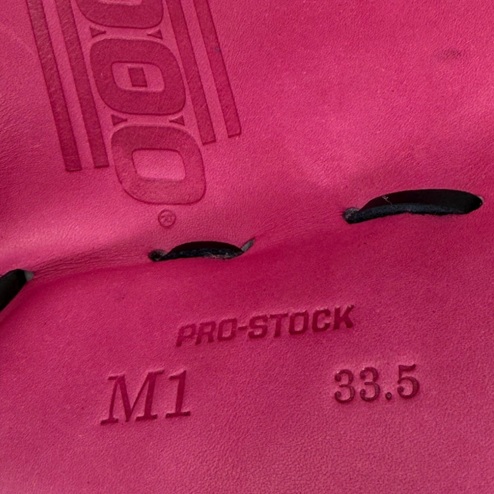 Wilson Custom Black and Pink A2000 M1SS 33.5” Baseball Catchers Mitt