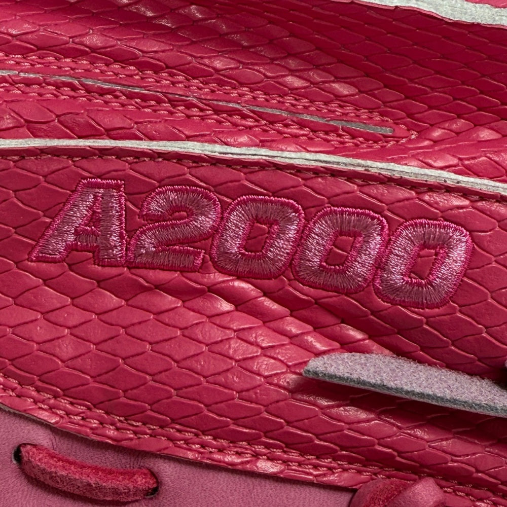Wilson Custom A2000 1734SS 34" Pink Catcher's Mitt