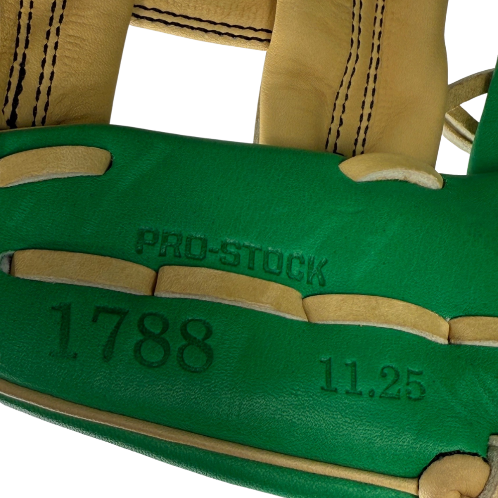 Wilson Custom Kelly Green and Blonde A2000 PF88 11.25” Infield Baseball Glove