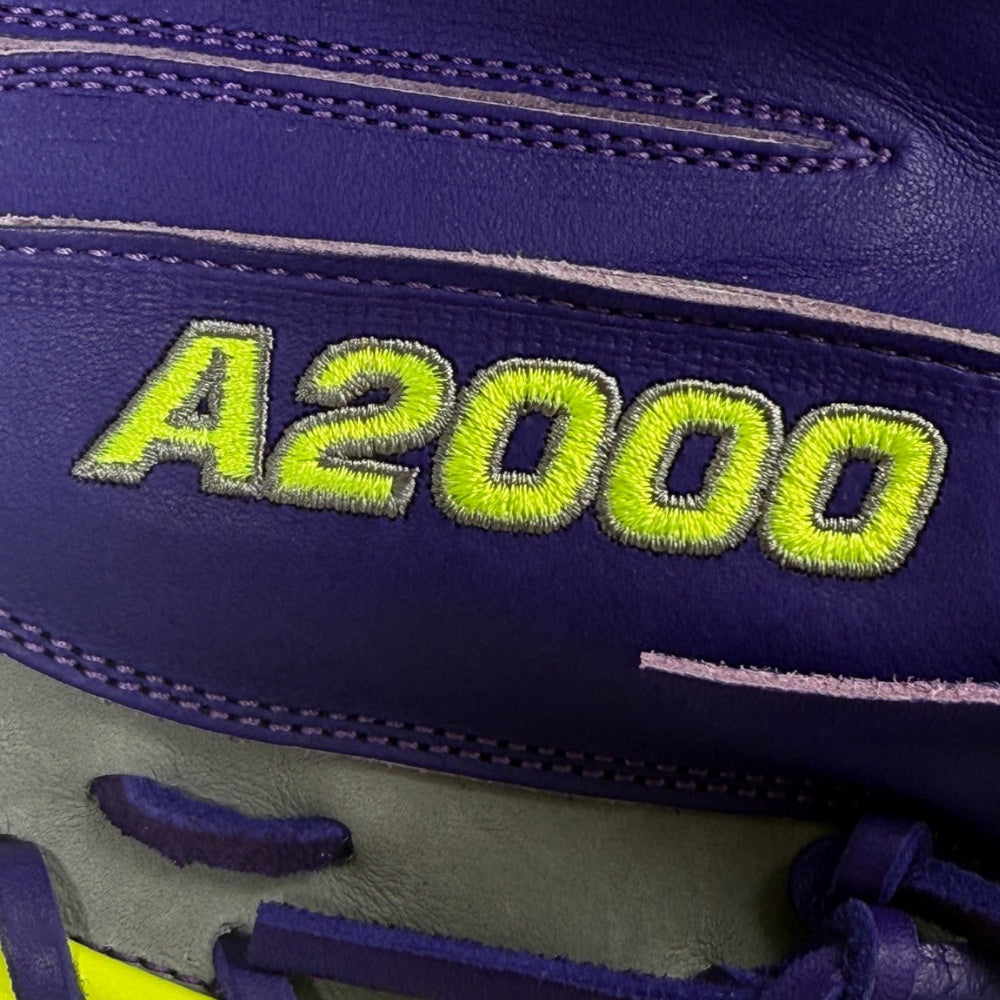 Wilson Custom Purple and Gray A2000 M1D 33.5” Baseball Catchers Mitt