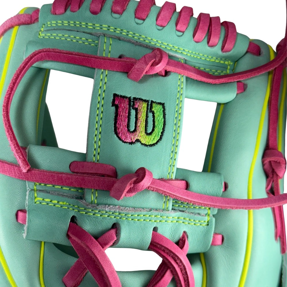 Wilson Custom A2000 1786 Seafoam 11.5" Infield Glove