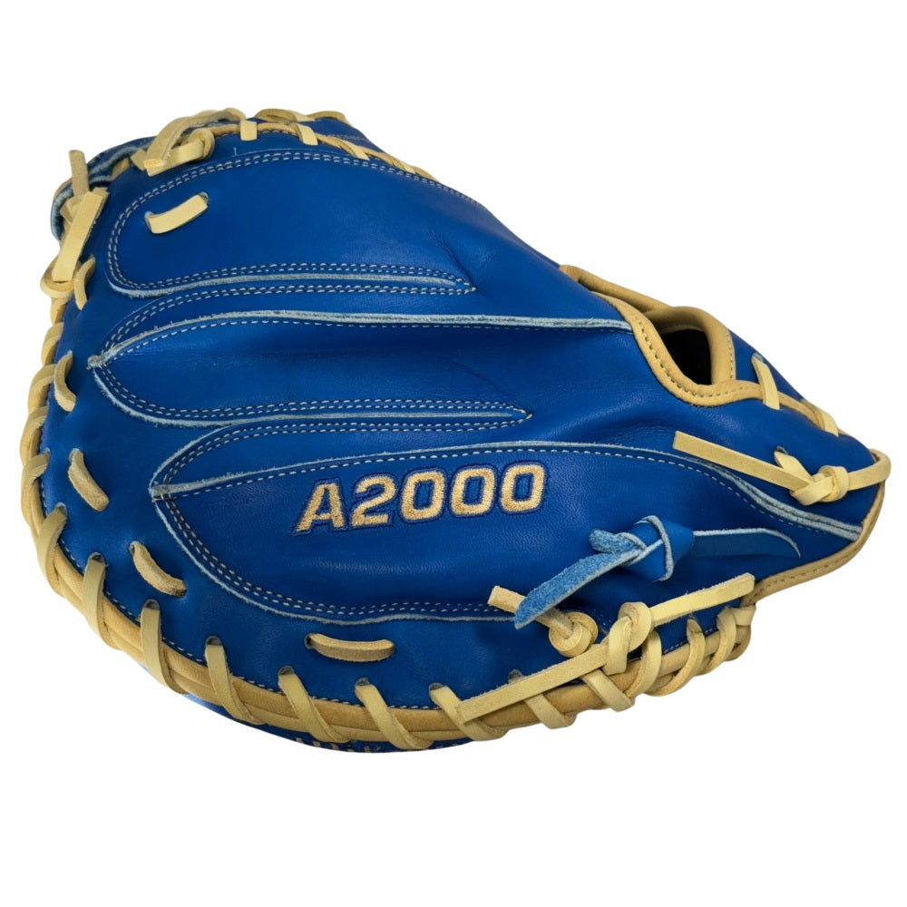 Wilson Custom A2000 Royal CM33 Catcher's Mitt