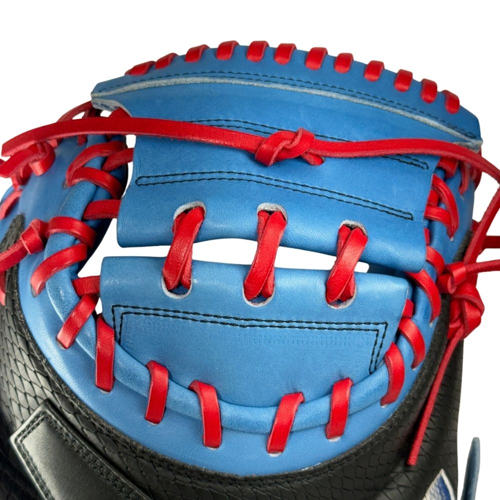 Wilson Custom Black and Autism Blue A2000 CM33" Catcher's Mitt