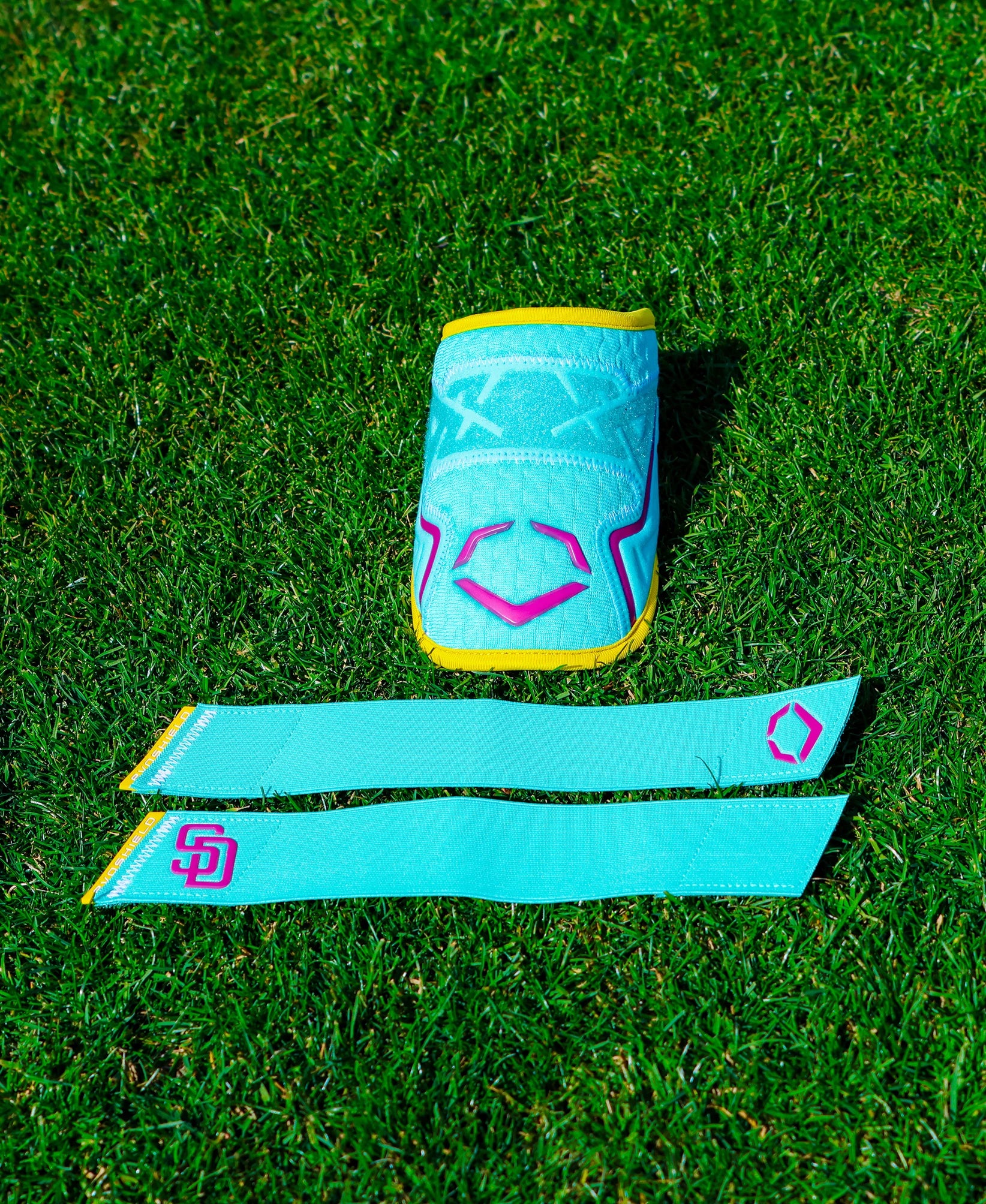 EvoShield PRO-SRZ 2.0 ON FIELD COLLECTION BATTER'S ELBOW GUARD: PADRES