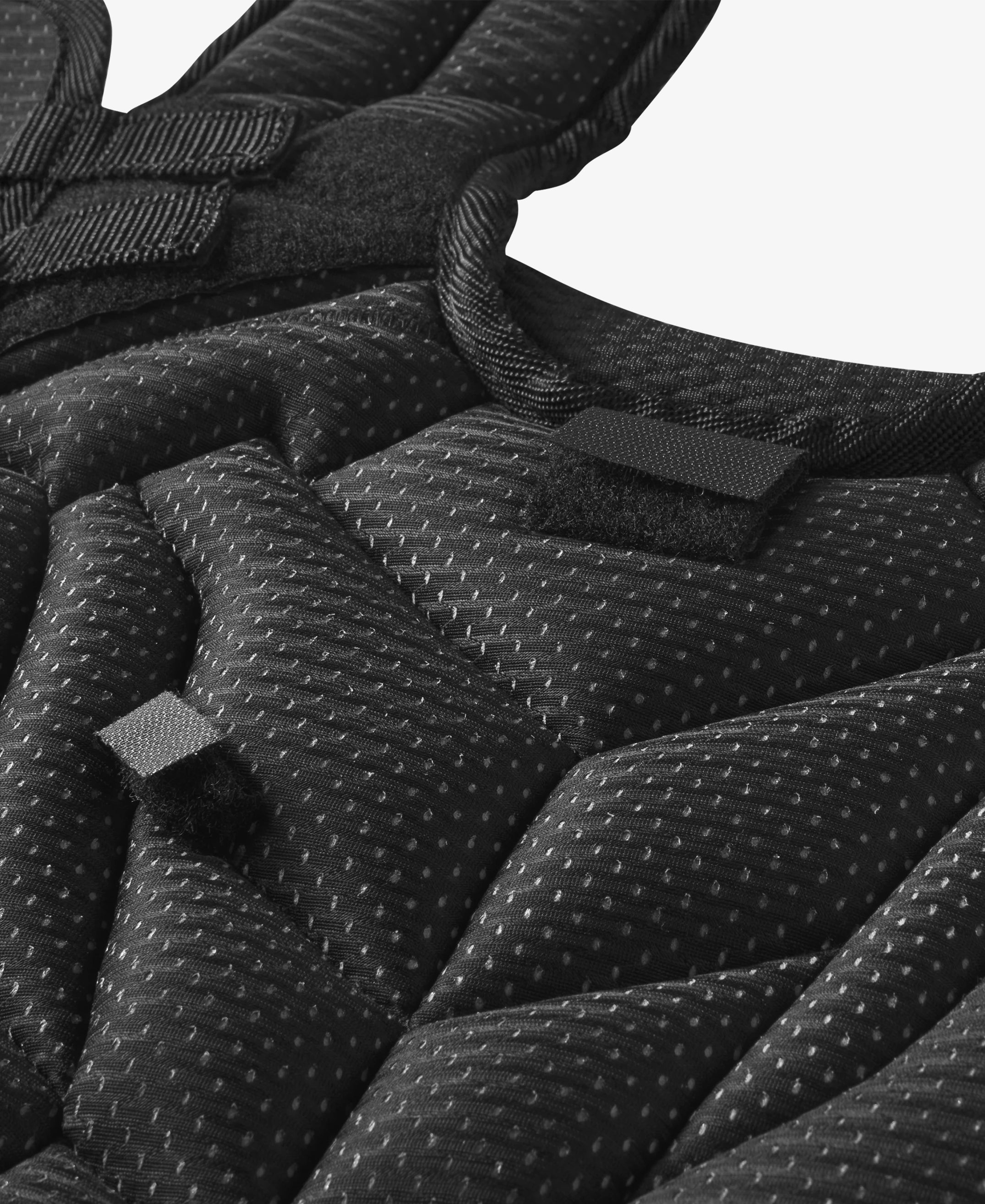 Pro-SRZ™ 2.0 Baseball Catcher’s Intermediate Black Chest Protector: WB5762601INT