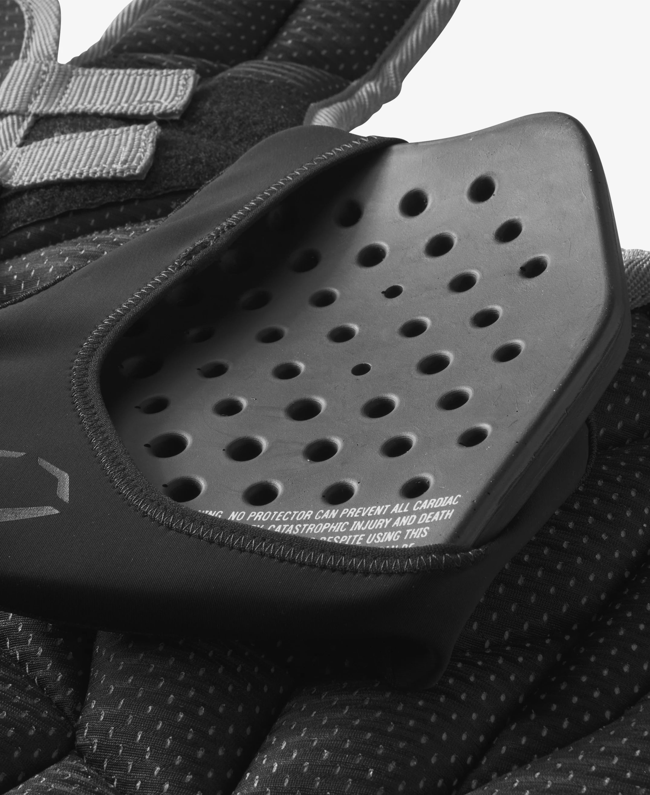 Pro-SRZ™ 2.0 Baseball Catcher’s Intermediate Black Chest Protector: WB5762601INT