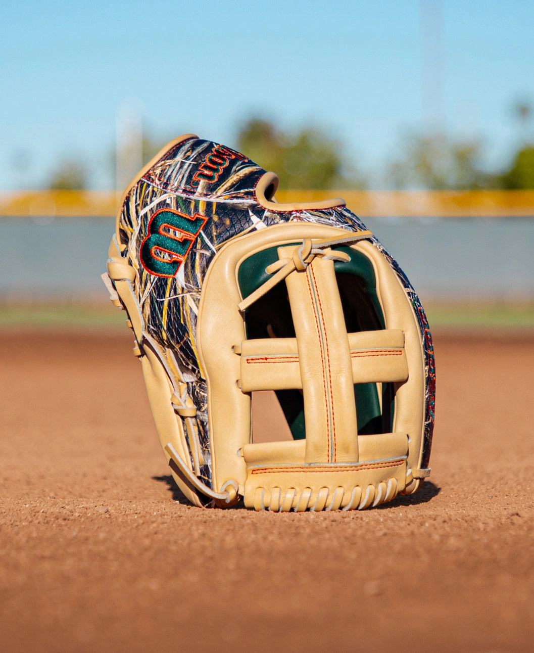 Wilson 2027 Gunnar Henderson A2000® GH2 GM 11.75” Infield Baseball Glove: WBG0009601RT1175