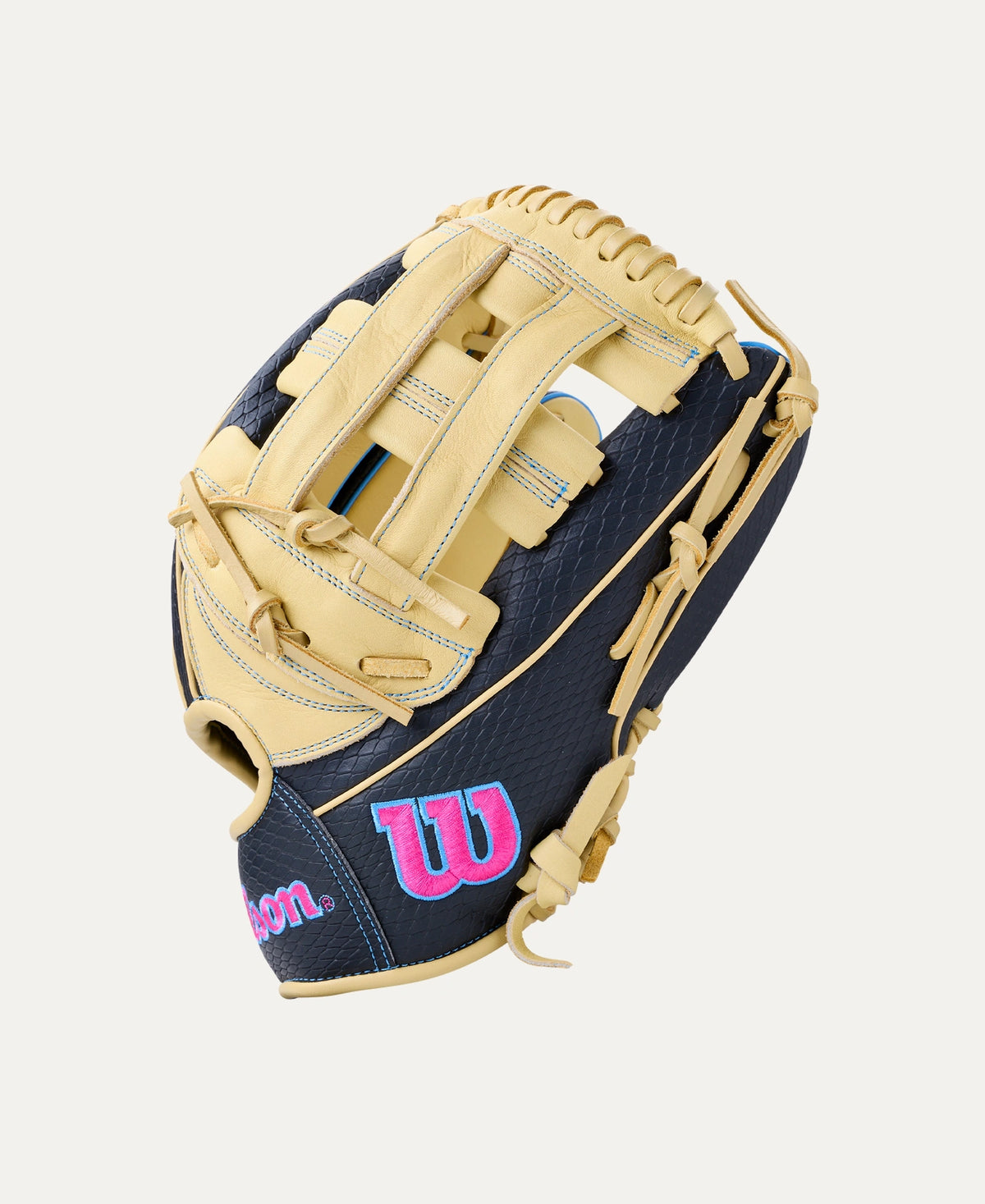 2027 Wilson A1000® 1750SS 12.5” Outfield Baseball Glove: WBG02901RT1750