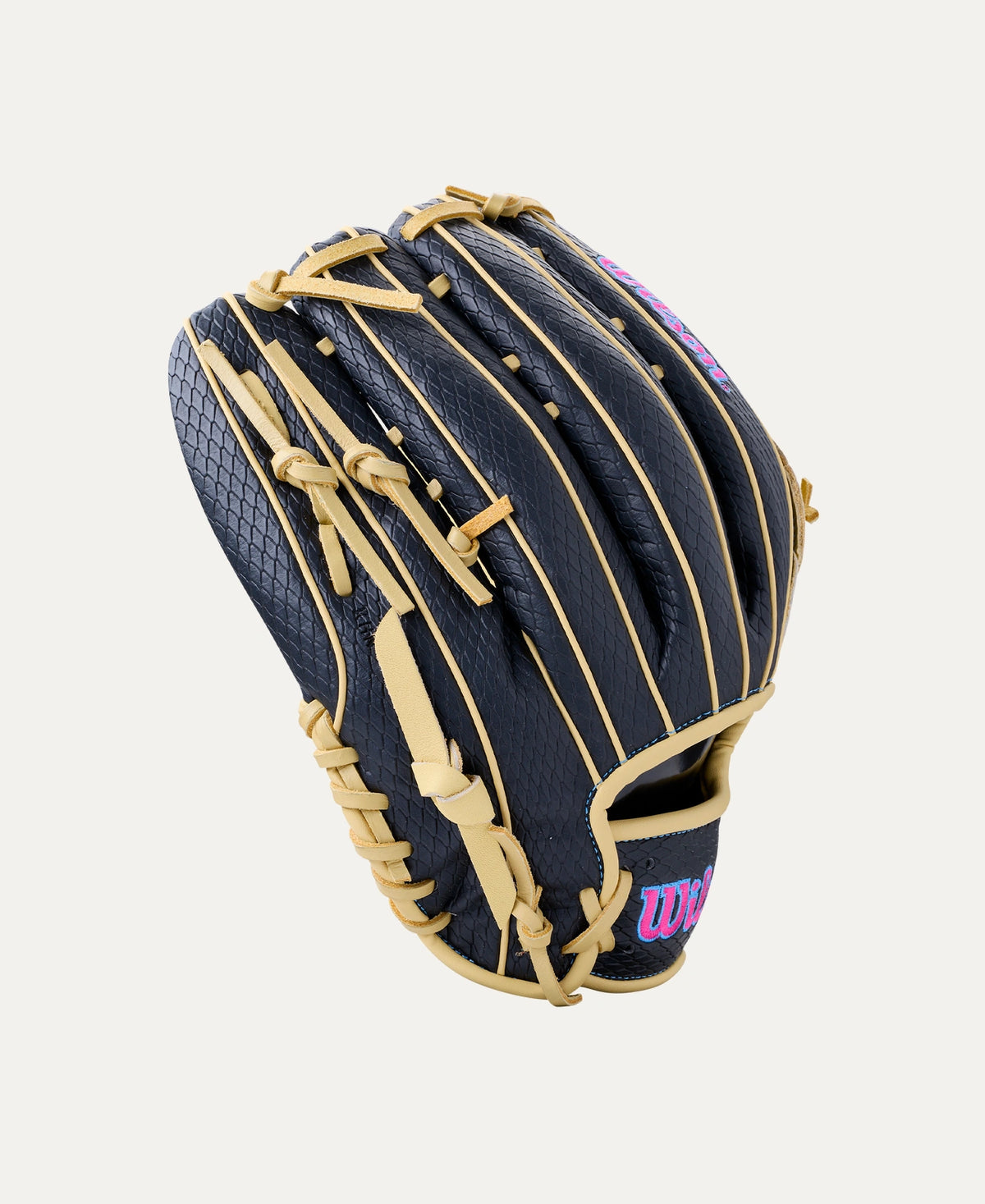 2027 Wilson A1000® 1750SS 12.5” Outfield Baseball Glove: WBG02901RT1750