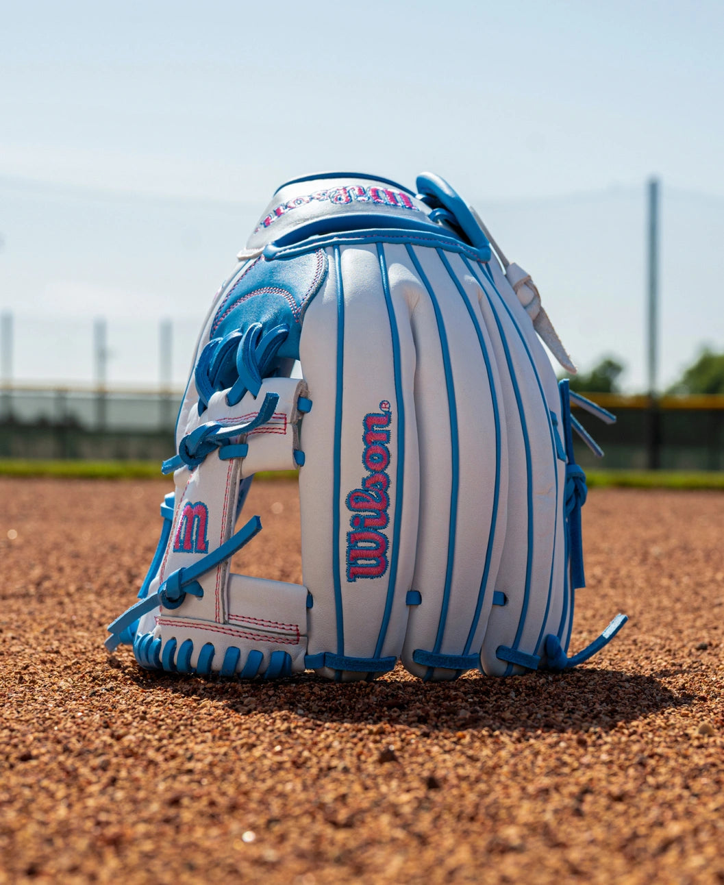 2027 Wilson A1000® H12 12” Fastpitch Softball Infield Glove: WBG03201RTH12