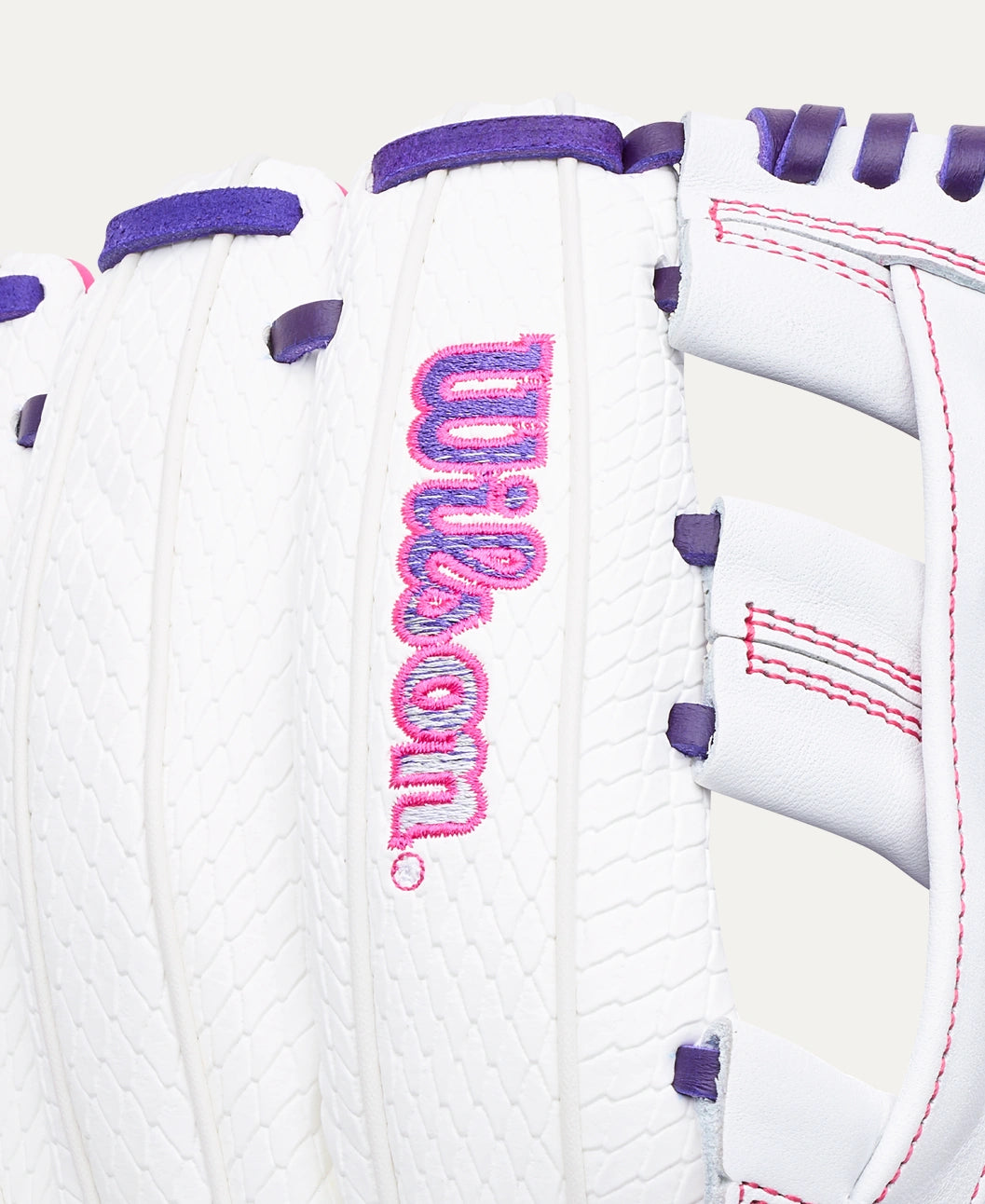 2027 Wilson A1000® FP1712SS 12” Fastpitch Softball Utility Glove: WBG03302RT12