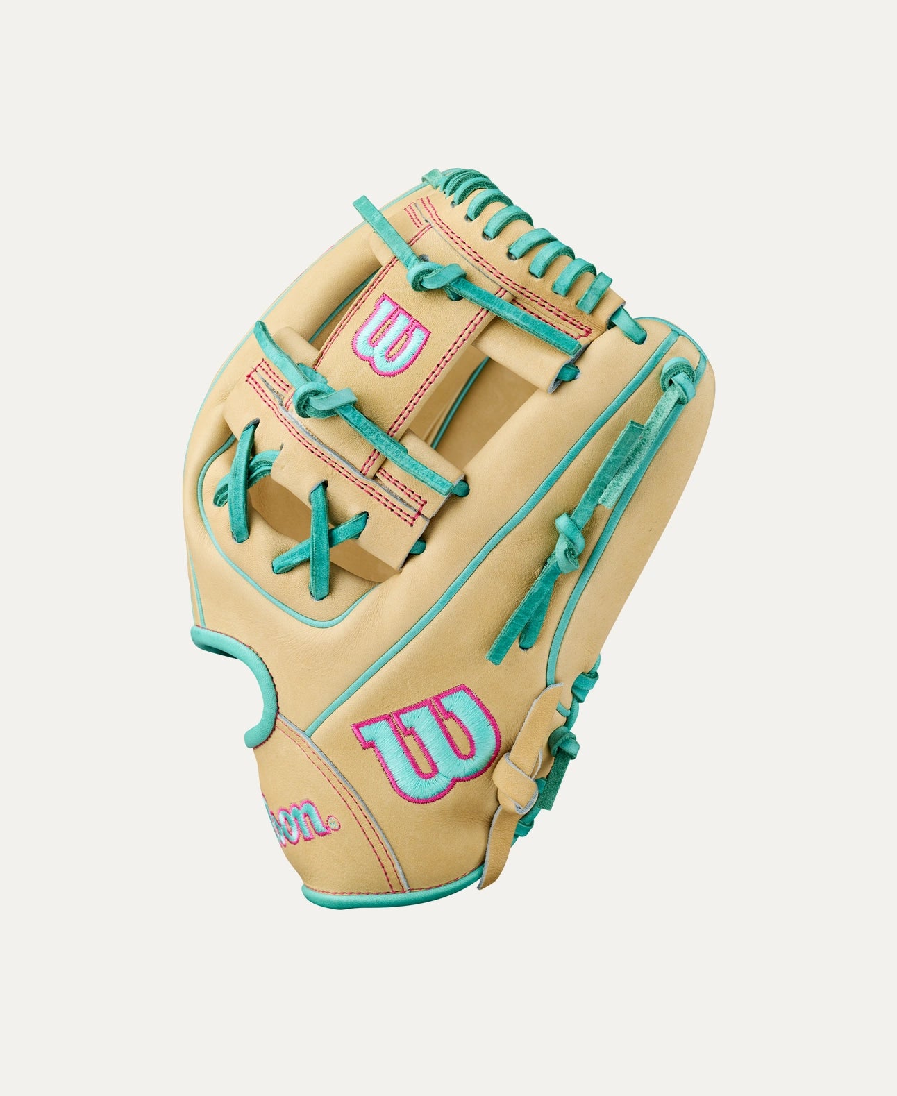 Wilson 2027 A2000® 1975 11.75” Infield Baseball Glove: WBG05701RT1175
