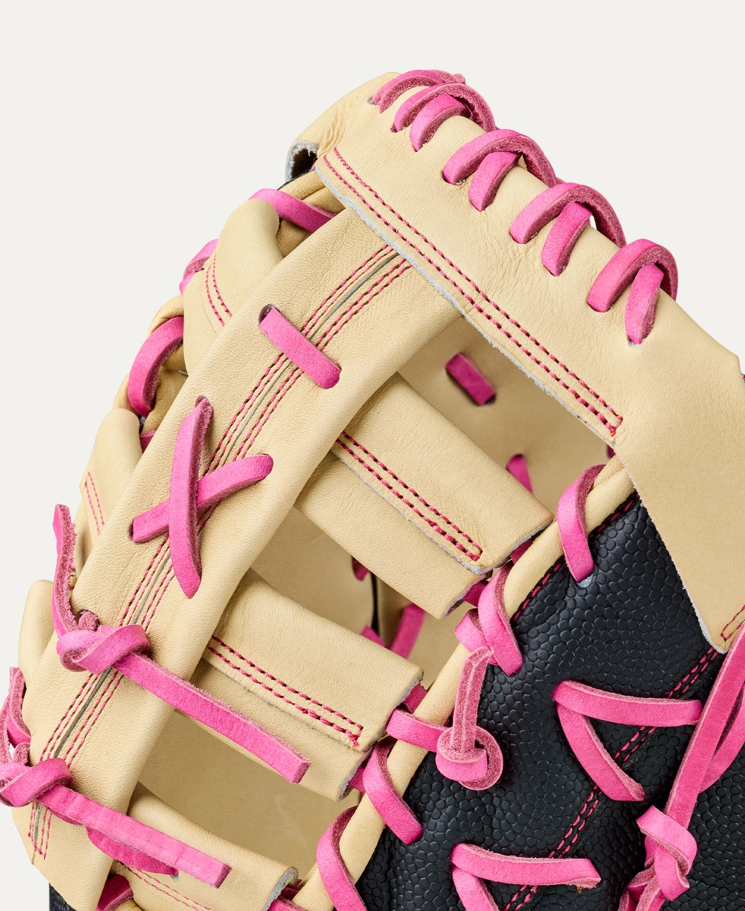 Wilson 2027 A2000® 1673SS 13” Baseball First Base Mitt: WBG06301RT13
