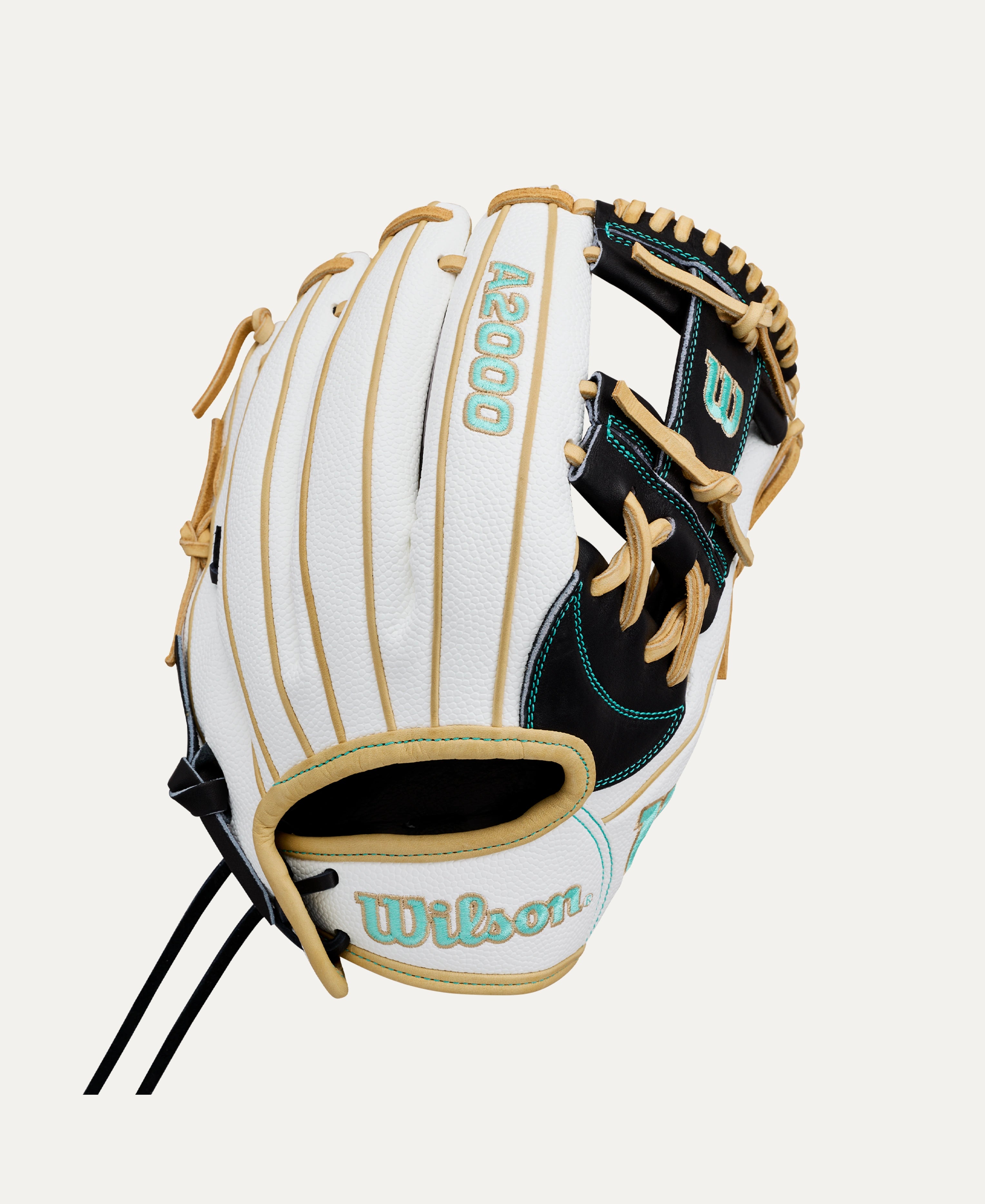 Wilson 2027 A2000® FP H12SS 12” Infield Fastpitch Glove: WBG06701RT12