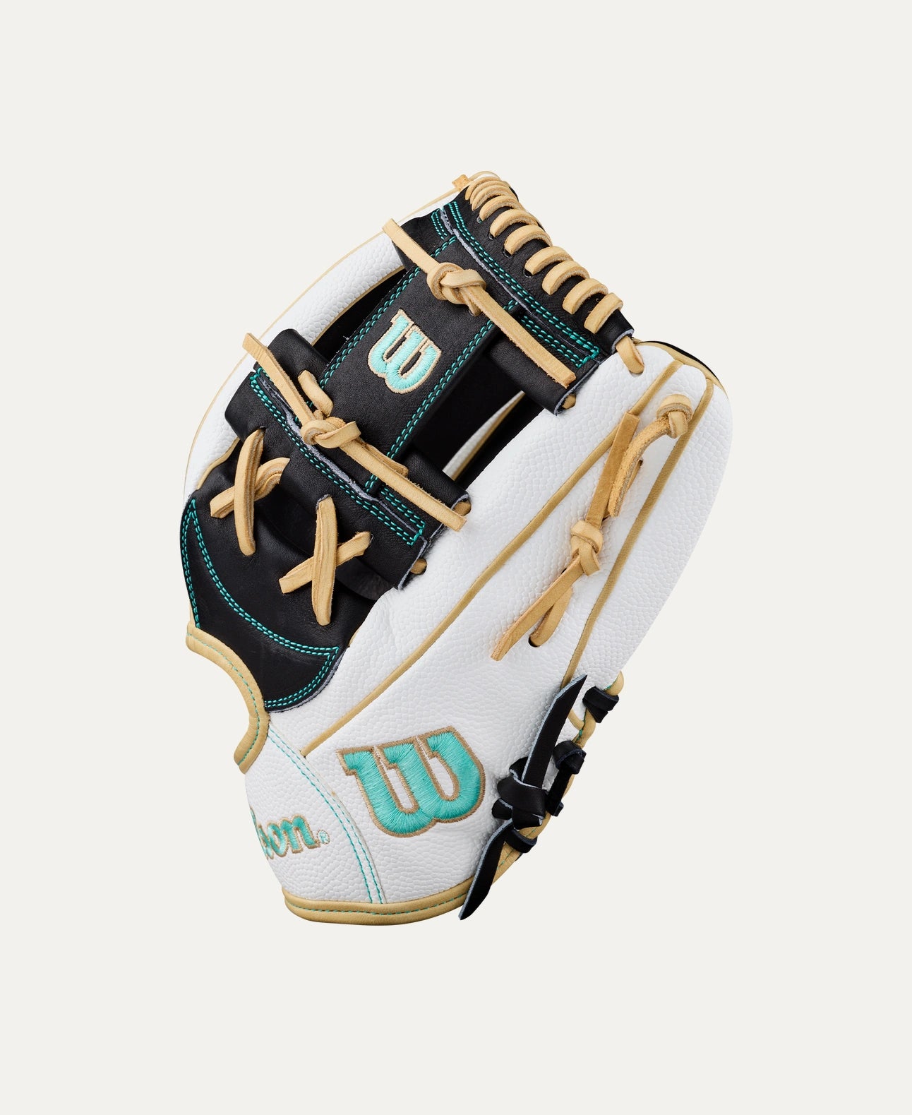 Wilson 2027 A2000® FP H12SS 12” Infield Fastpitch Glove: WBG06701RT12