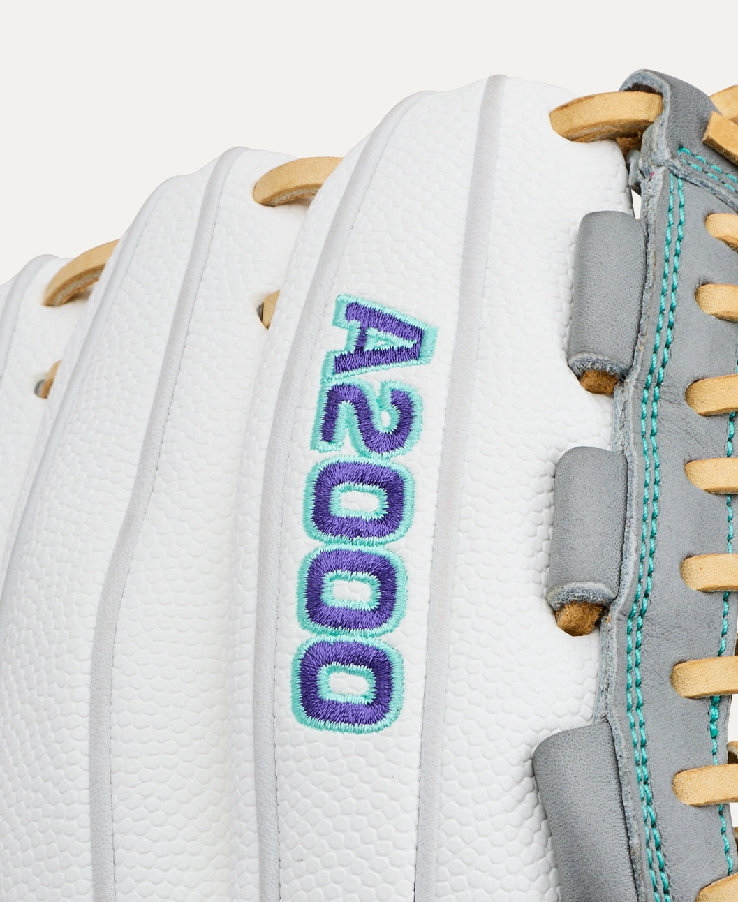 Wilson 2027 A2000® FPHGSS 12” Infield Fastpitch Glove: WBG07101RT12
