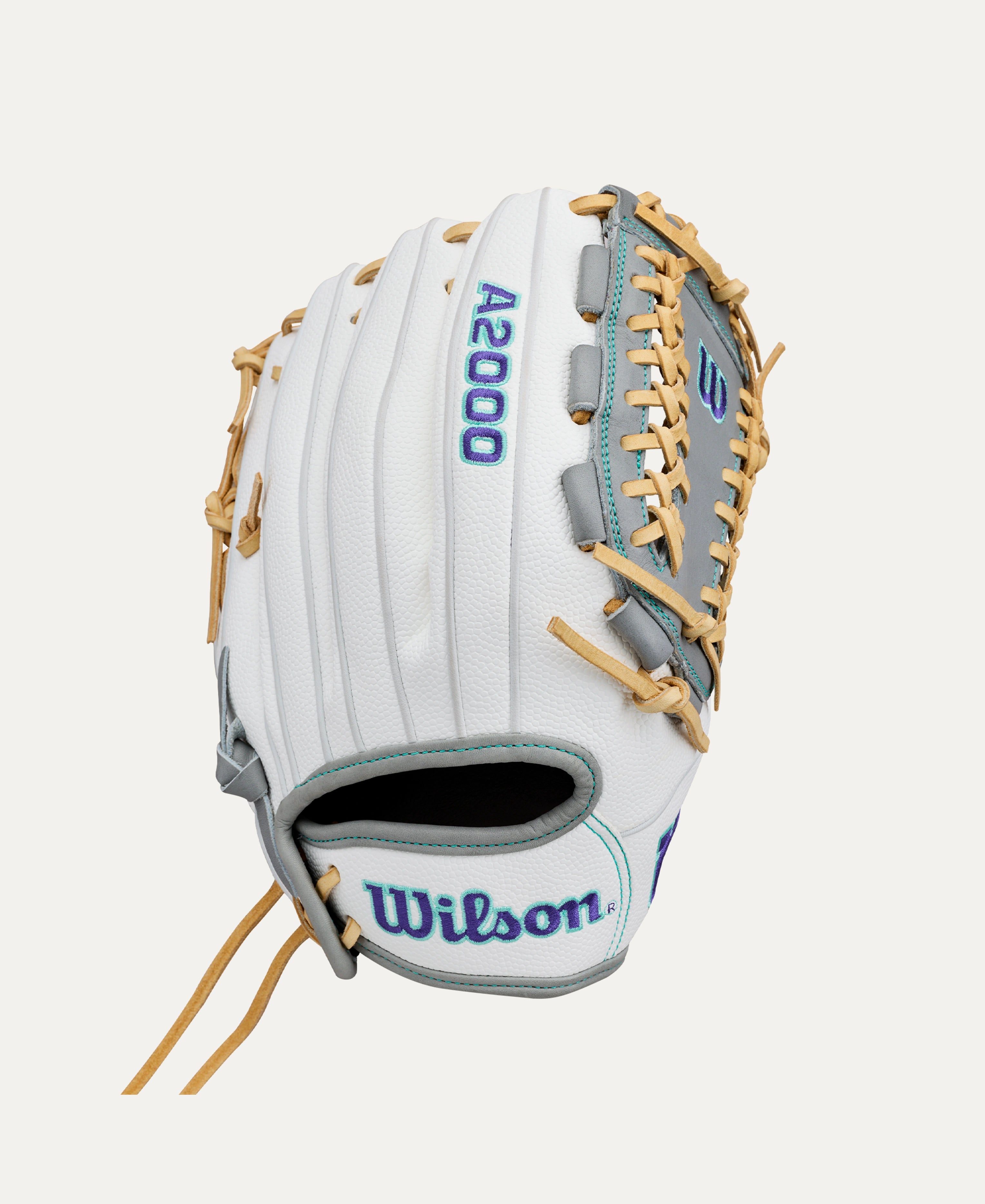 Wilson 2027 A2000® FPHGSS 12” Infield Fastpitch Glove: WBG07101RT12