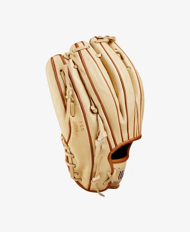 WILSON 2024 A2K D33 11.75” PITCHER’S BASEBALL GLOVE: WBW1013751175