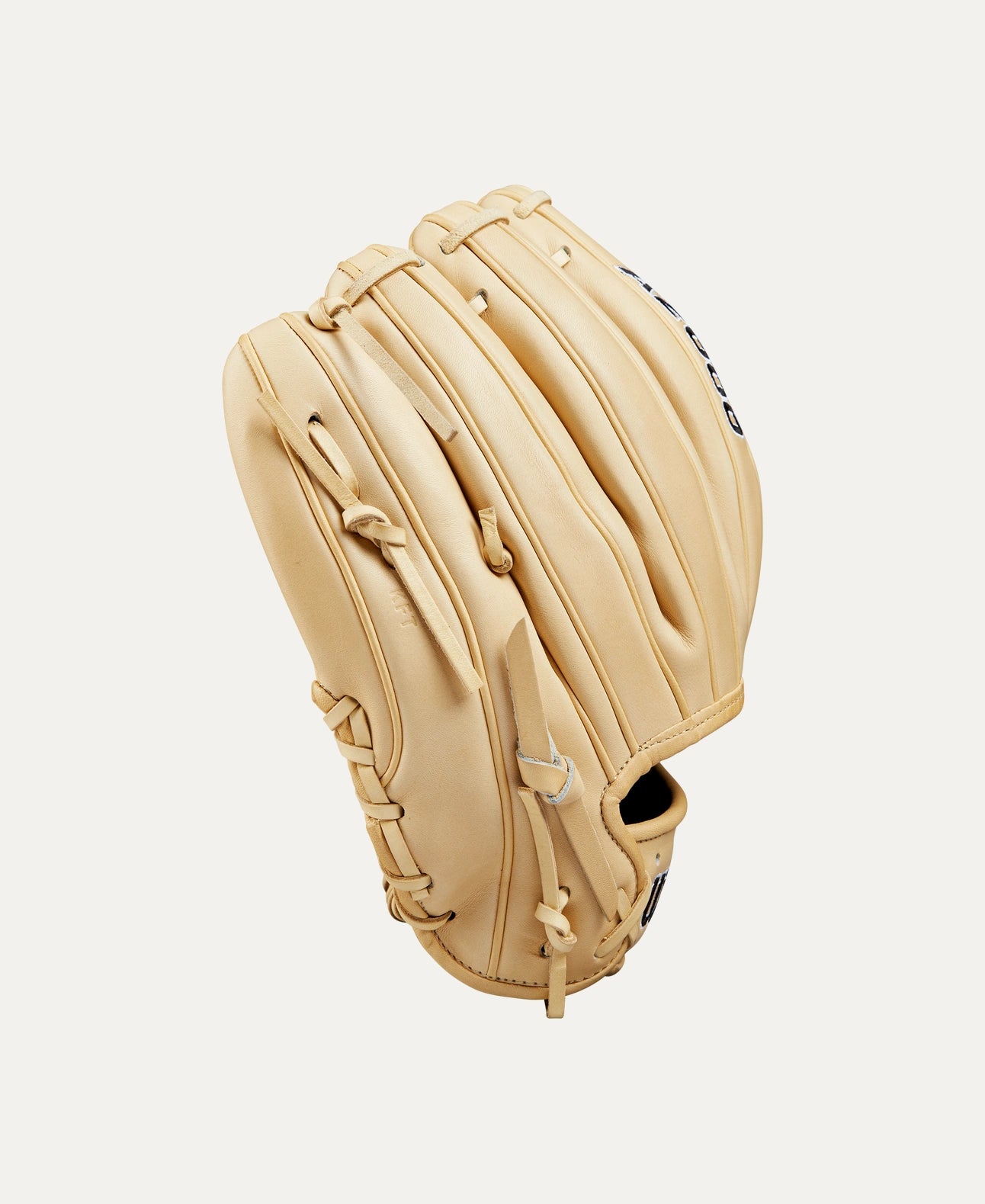 Wilson 2024 Baseball Classics Series A2000 Blonde 1786 11.5” Infield Baseball Glove: WBW102072115