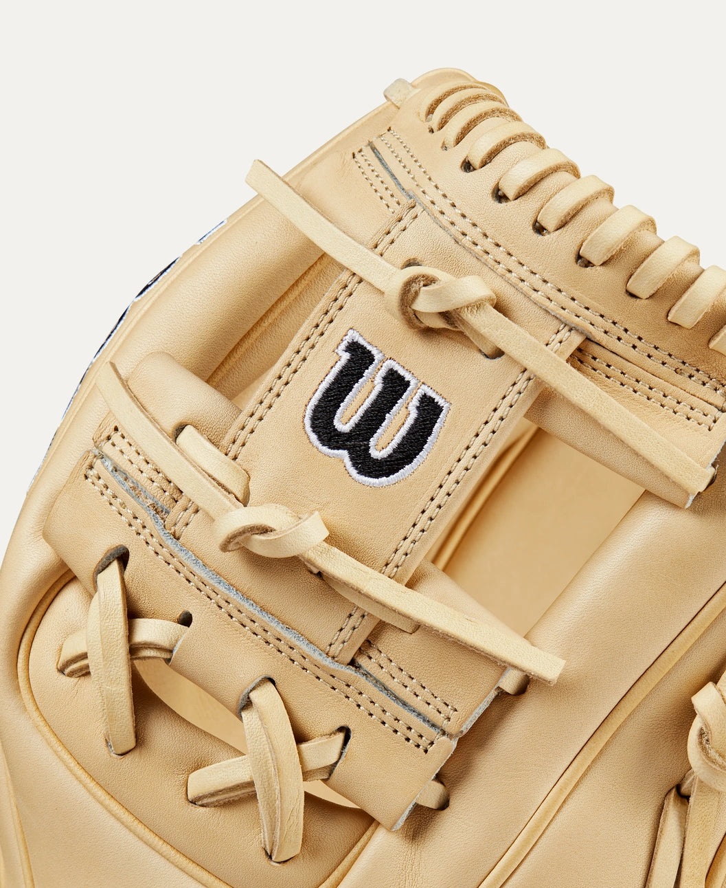 Wilson 2024 Baseball Classics Series A2000 Blonde 1786 11.5” Infield Baseball Glove: WBW102072115