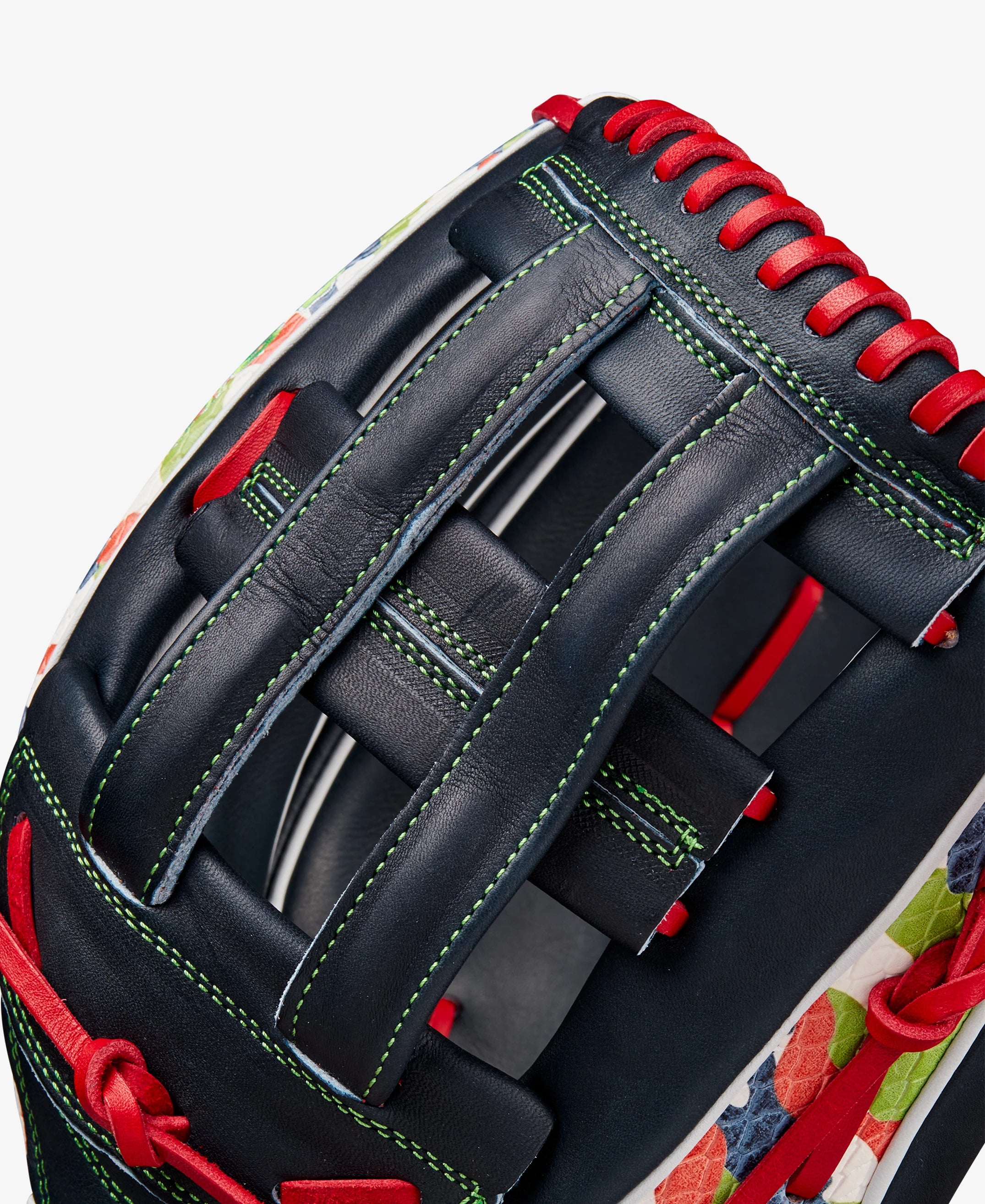 Wilson Fall 2024 A2K MH23 Michael Harris II GM 12.75” Outfield Baseball Glove: WBW1026201275