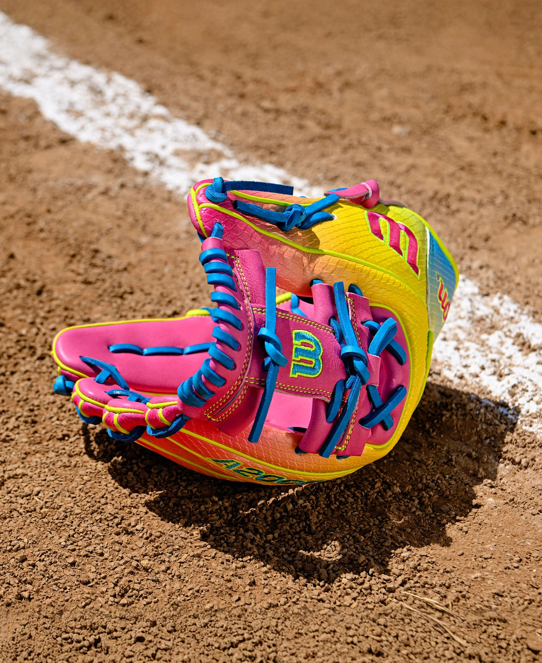 Wilson Fall 2025 A2000® 1786SS 11.5” Infield Baseball Glove: WBW103492115