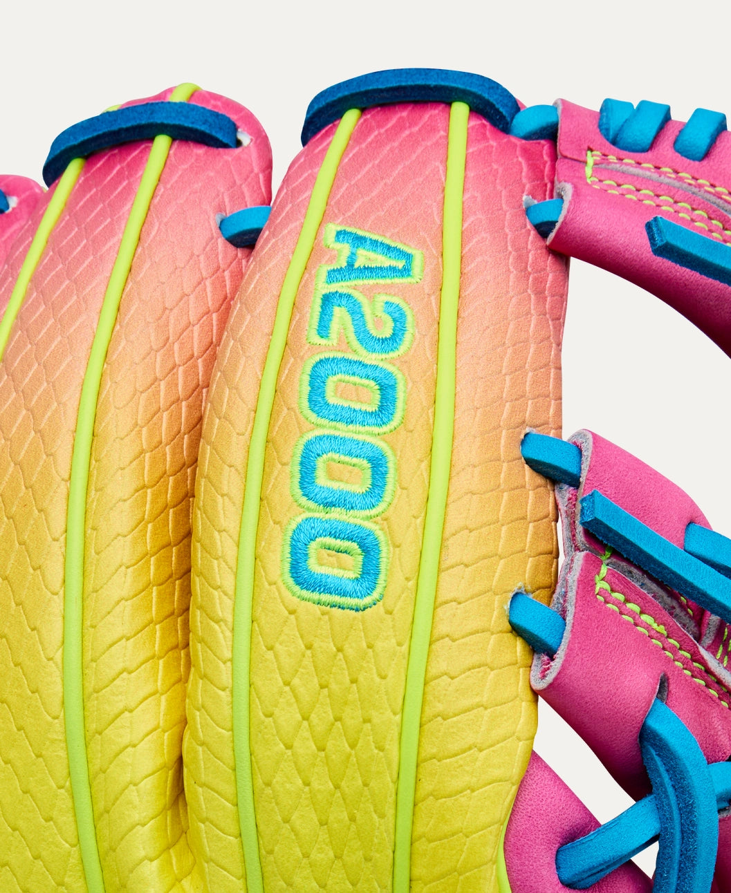 Wilson Fall 2025 A2000® 1786SS 11.5” Infield Baseball Glove: WBW103492115