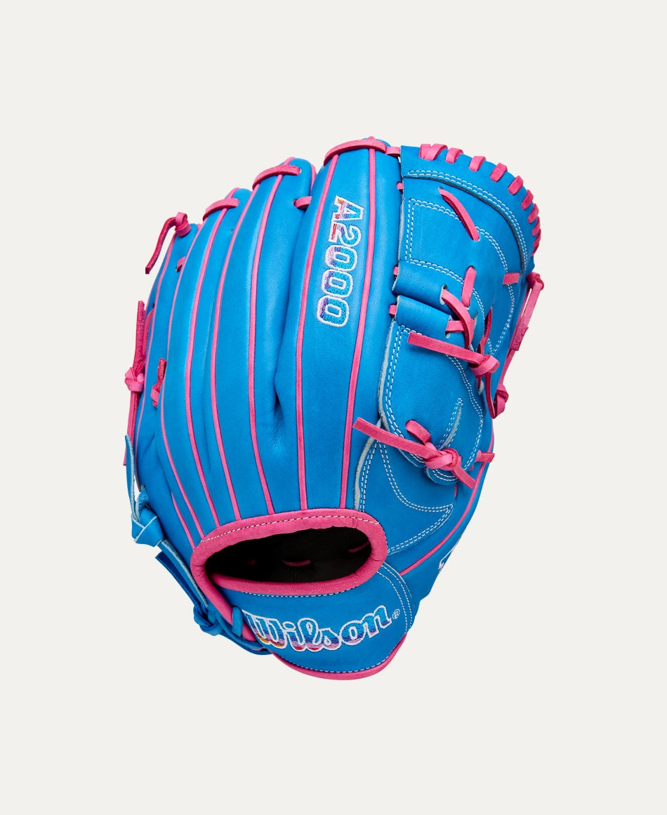 WILSON A2000® 20025 LOVE THE MOMENT B2 12” PITCHER’S BASEBALL GLOVE: WBW10349612