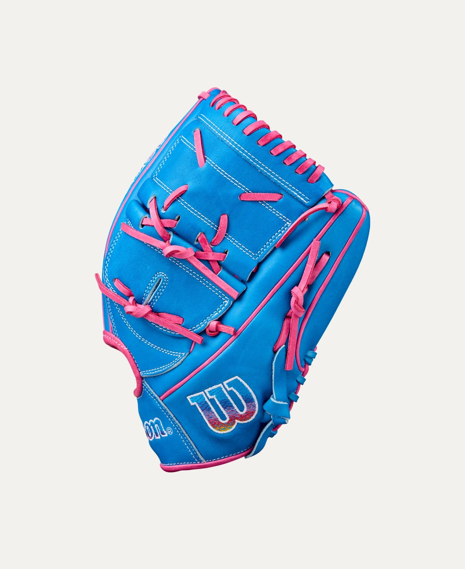 WILSON A2000® 20025 LOVE THE MOMENT B2 12” PITCHER’S BASEBALL GLOVE: WBW10349612