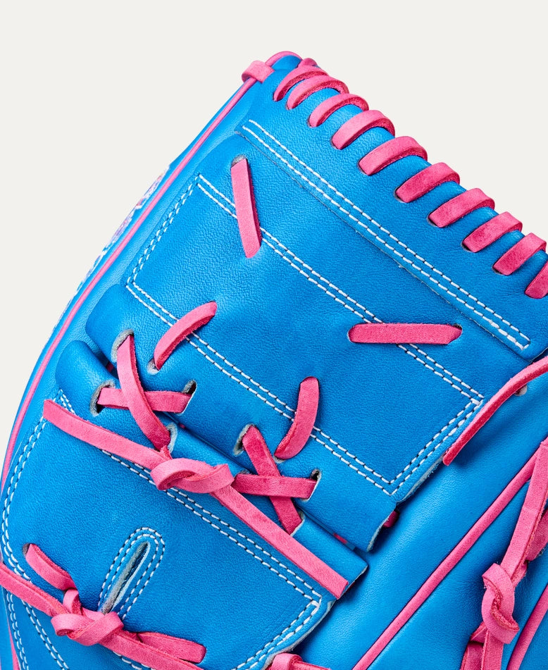 WILSON A2000® 20025 LOVE THE MOMENT B2 12” PITCHER’S BASEBALL GLOVE: WBW10349612