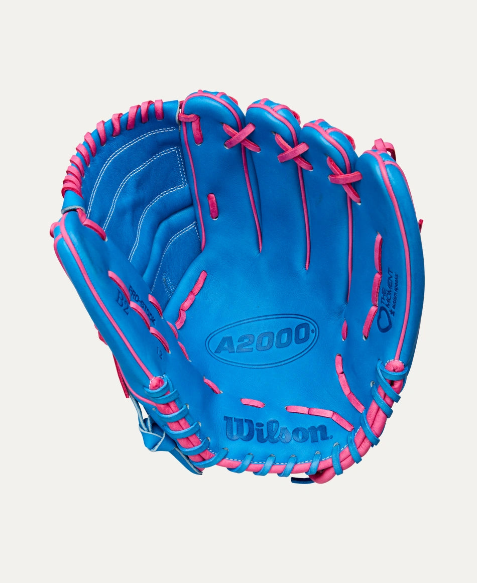 WILSON A2000® 20025 LOVE THE MOMENT B2 12” PITCHER’S BASEBALL GLOVE: WBW10349612
