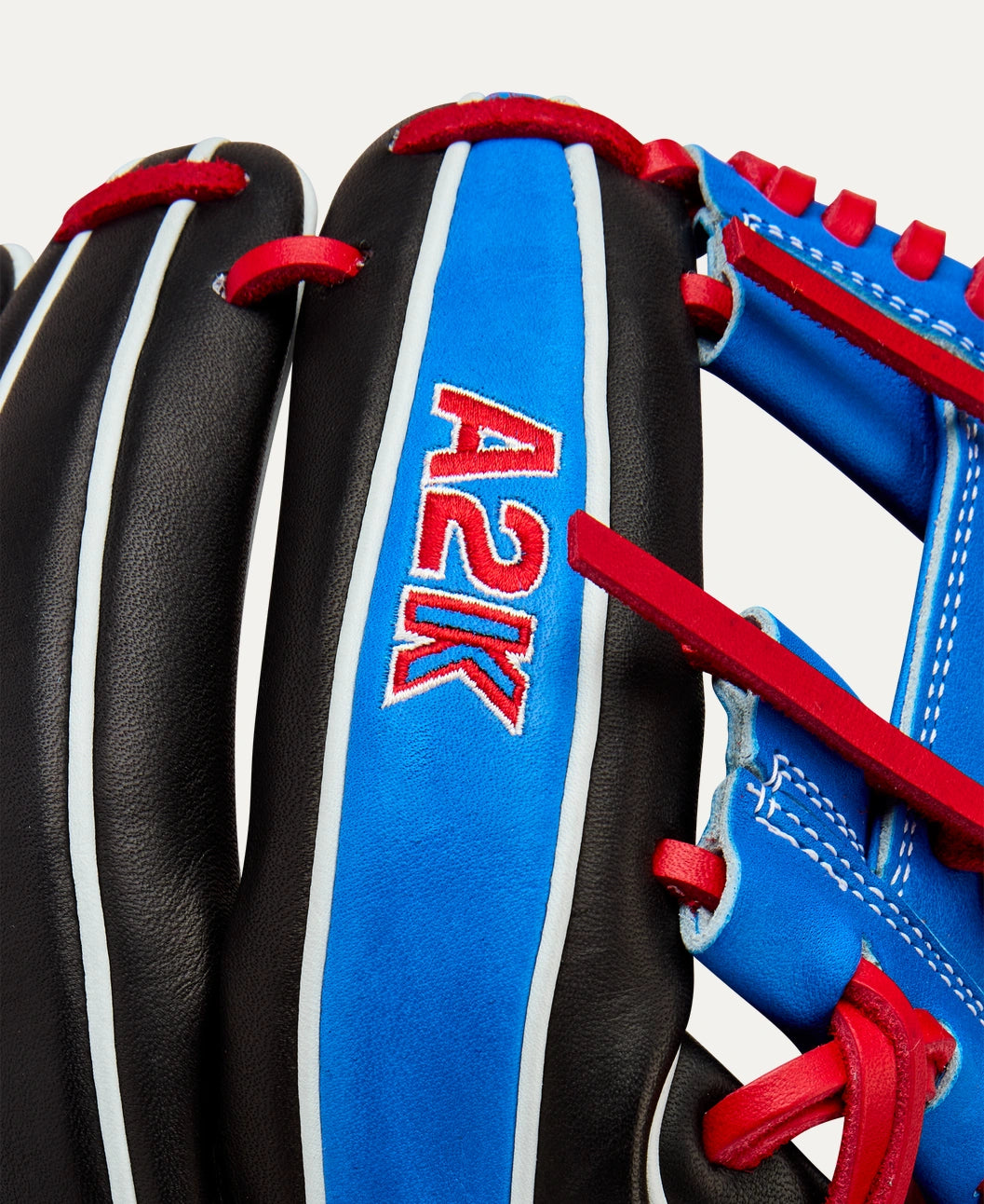 Wilson Fall 2025 Mookie Betts A2K® MB1175 11.75” Infield Baseball Glove: WBW1035001175