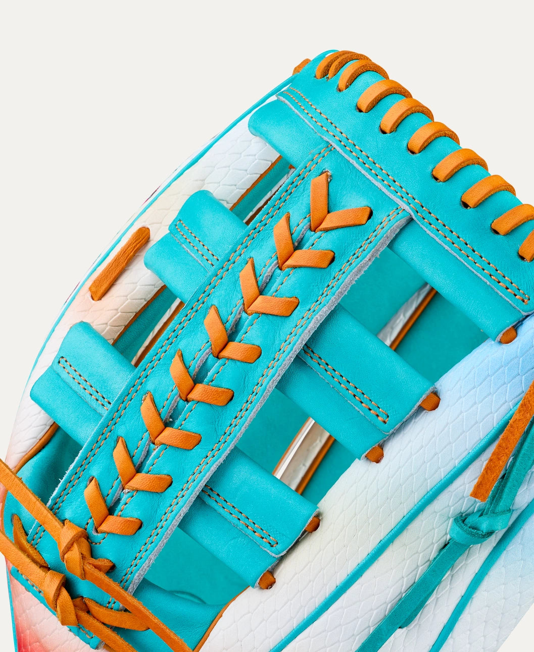 Wilson 2025 Northern Lights A2000® 1810SS 12.75” Outfield Baseball Glove: WBW1040781275