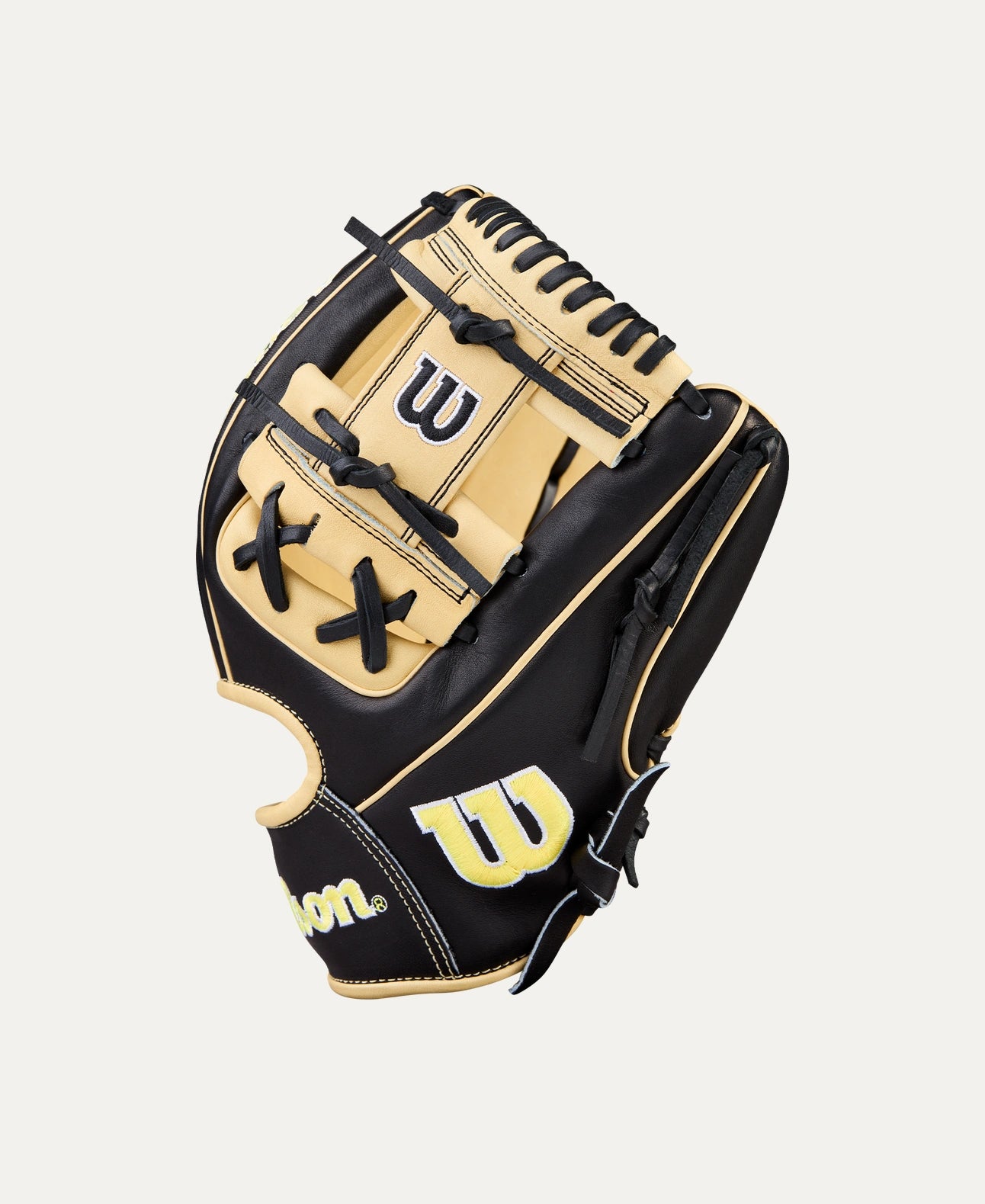 Wilson 2026 A2000® Classics Series 1786 11.5” Infield Baseball Glove: WBW104108115