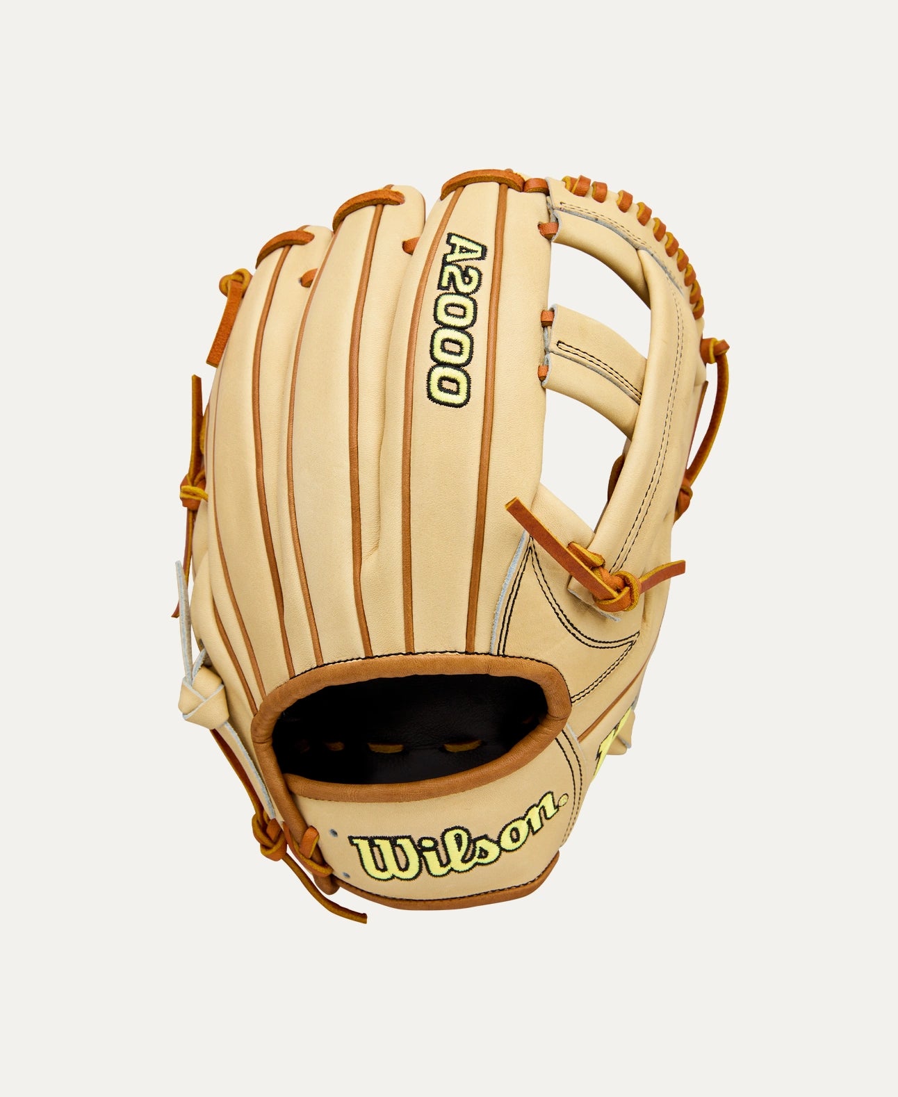 Wilson 2026 A2000® Classics Series EL3 11.75” Infield Glove: WBW1041141175