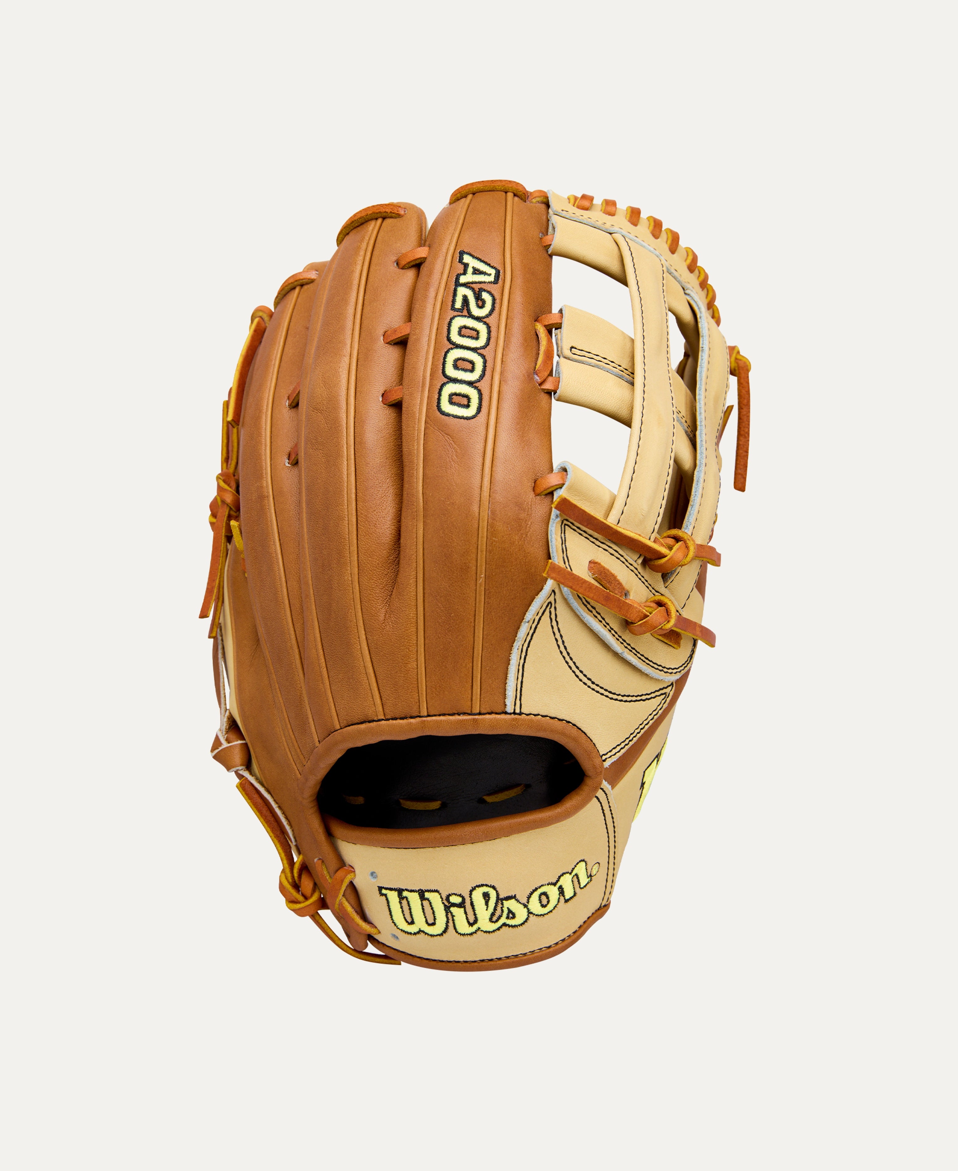 Wilson 2026 A2000® Classics Series 1777 12.75” Outfield Glove: WBW1041251275