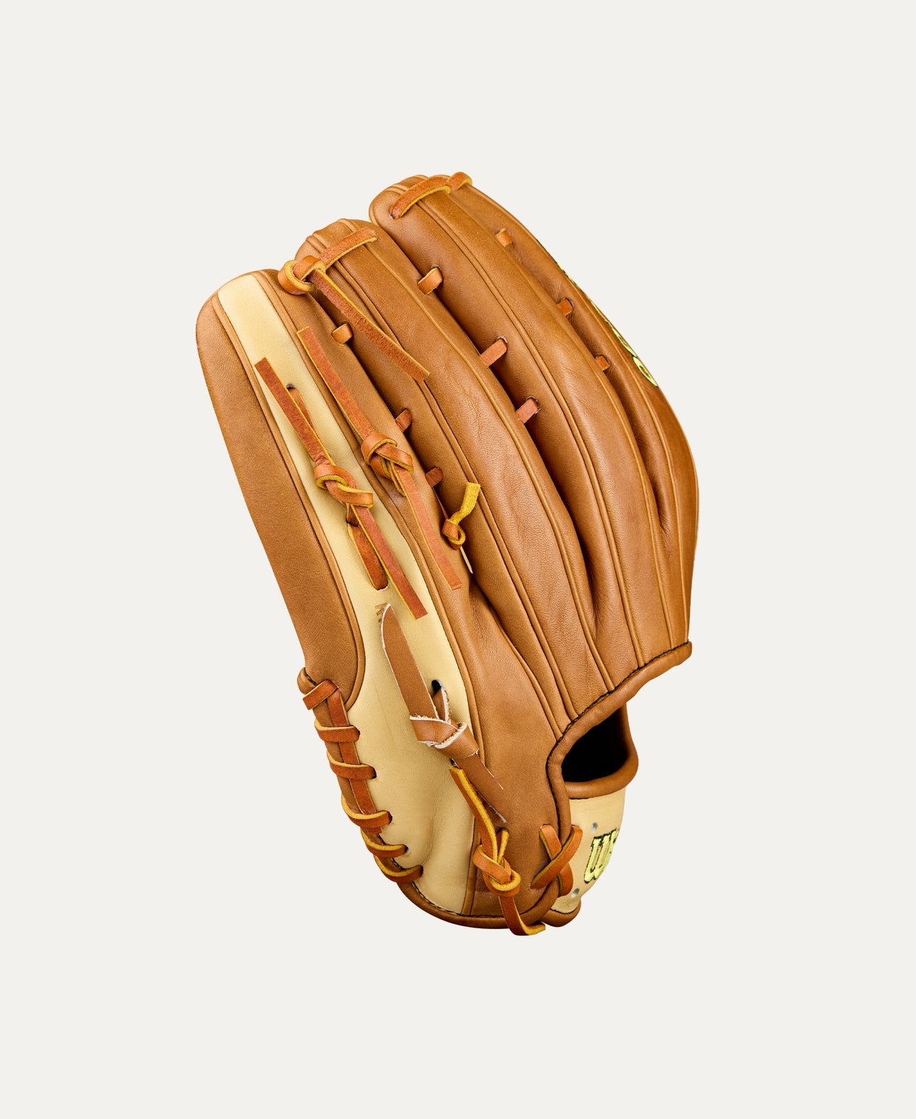 Wilson 2026 A2000® Classics Series 1777 12.75” Outfield Glove: WBW1041251275