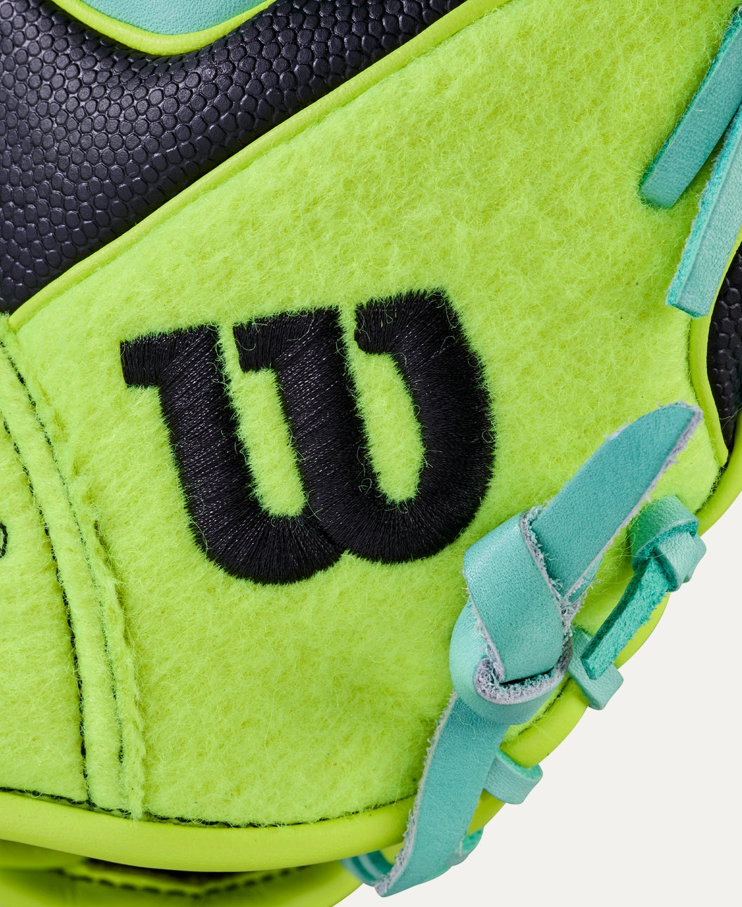 Wilson A2000 1786SS Tennis Ball LE 11.5” Infield Baseball Glove: WBW104177115