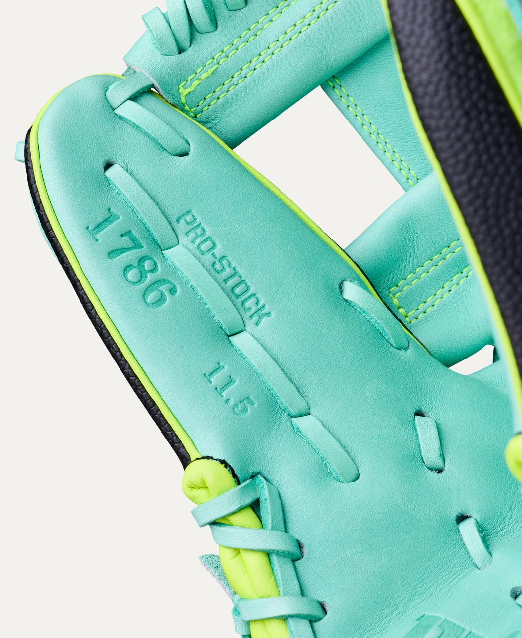 Wilson A2000 1786SS Tennis Ball LE 11.5” Infield Baseball Glove: WBW104177115