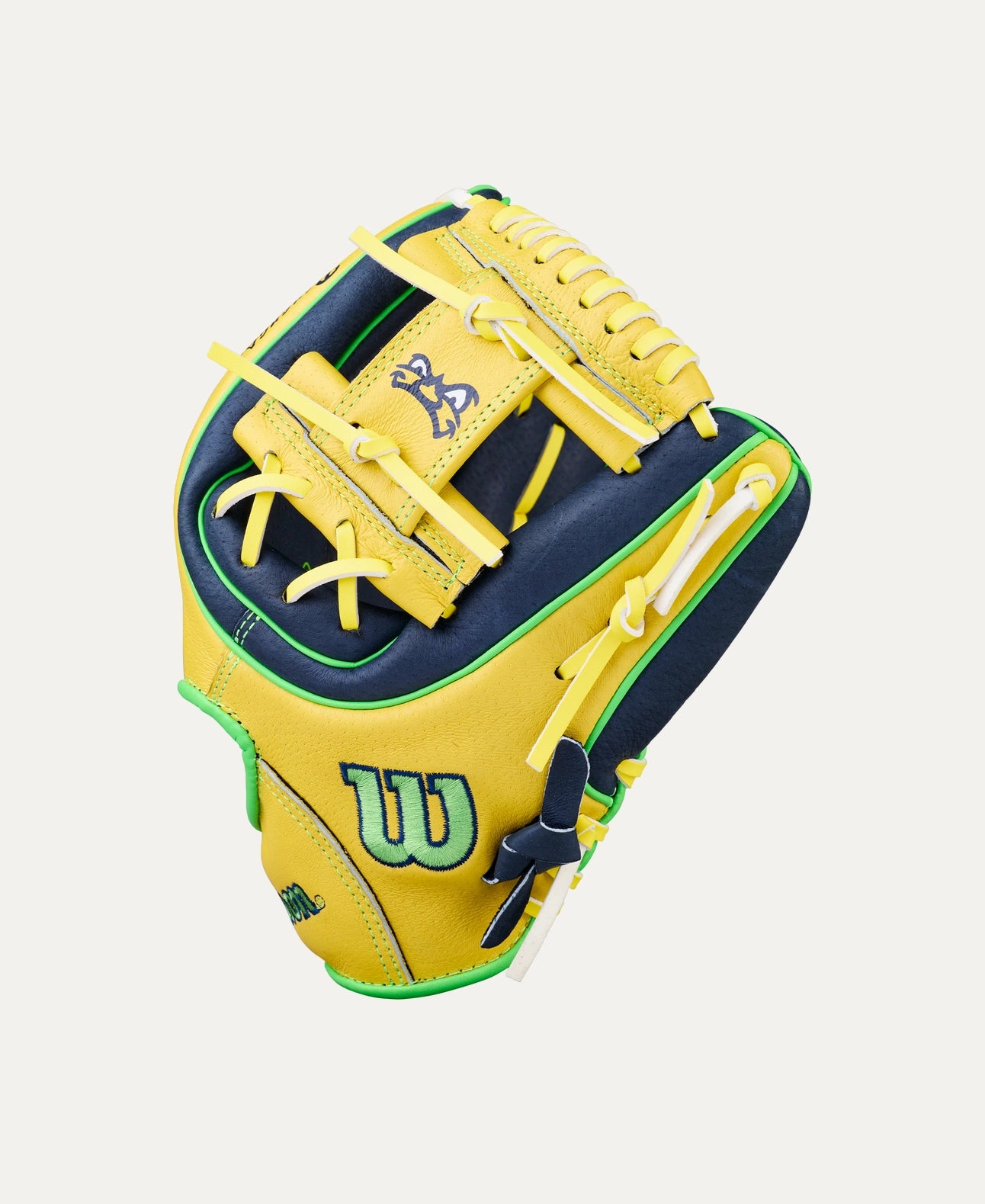 WILSON 2026 A450 11” YOUTH BANANAS BASEBALL GLOVE: WBW10419211