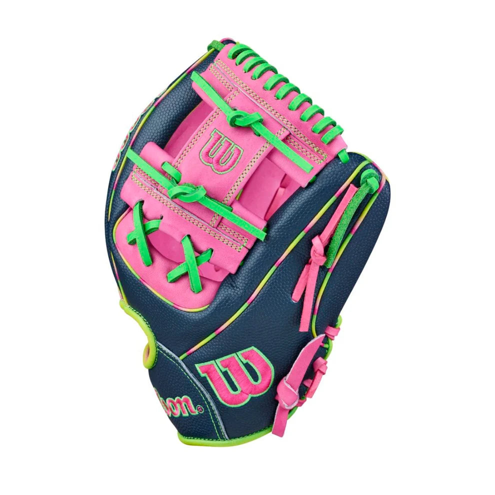 Wilson June 2026 GOTM 11.75" A2000 1724: WBW1046531175