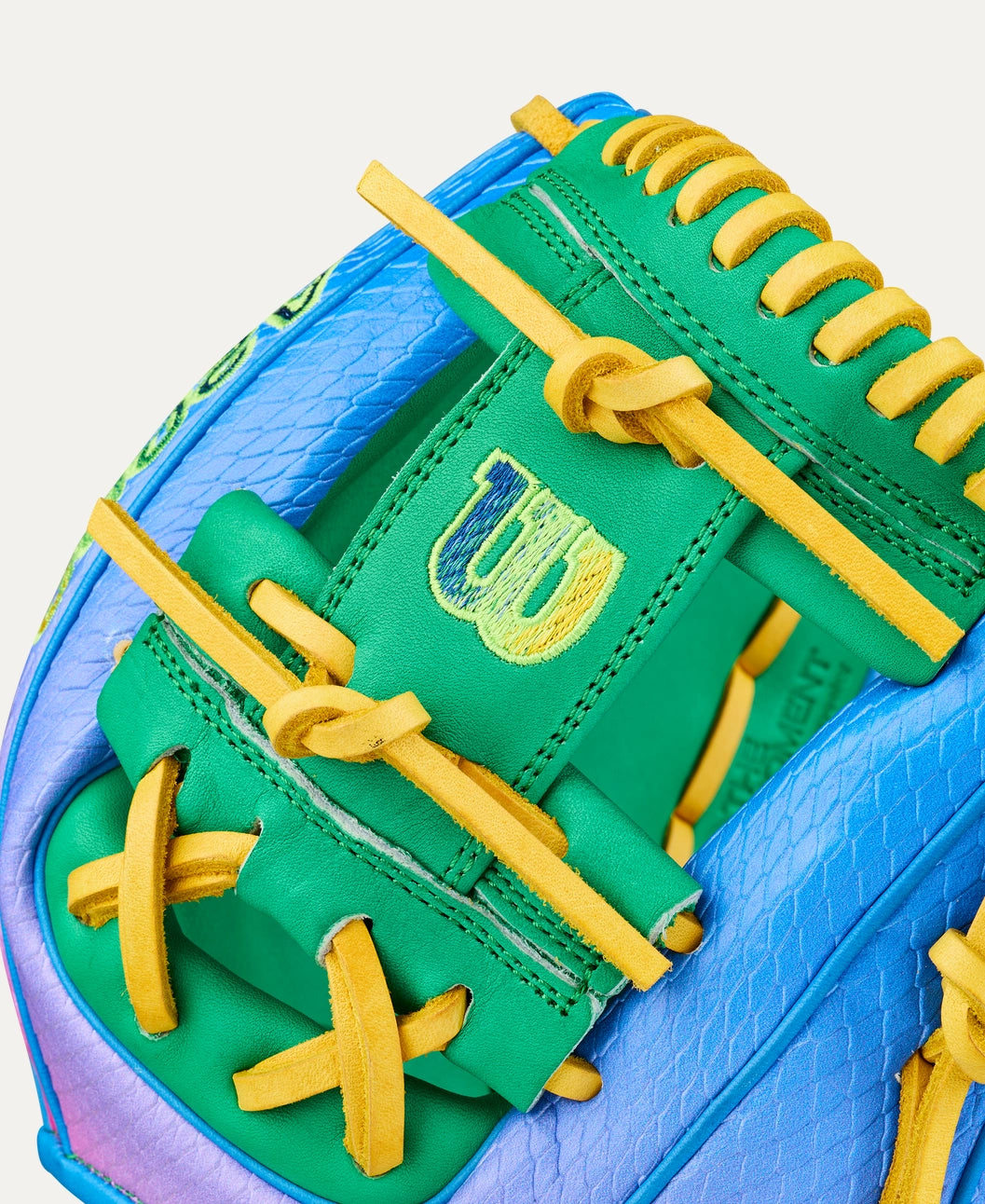 Wilson 2026 Love the Moment™ A2000® 1786SS Noah’s Edition 11.5” Infield Baseball Glove: WBW104826115