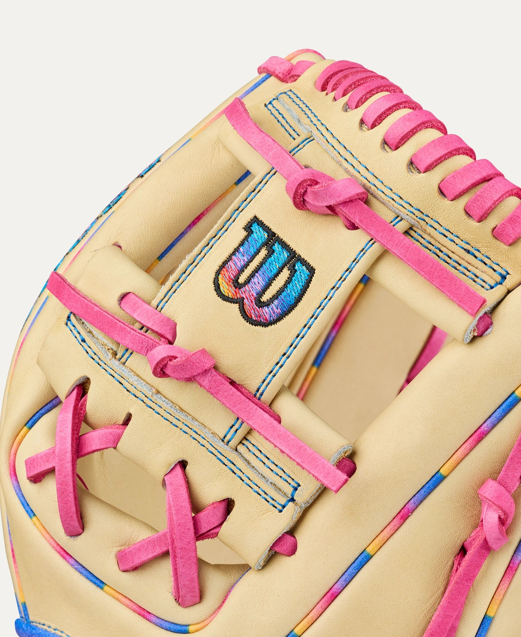 Wilson 2026 Love the Moment™ A2000® 1786 11.5” Infield Baseball Glove: WBW104827115