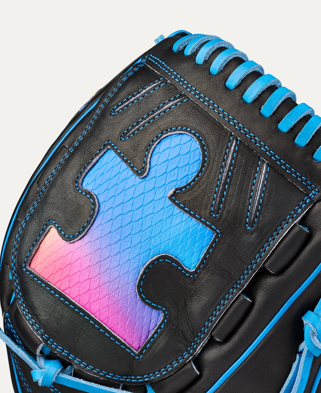 Wilson 2026 Love the Moment™ A2000® B23 Puzzle Piece 12” Pitcher’s Baseball Glove: WBW10482912