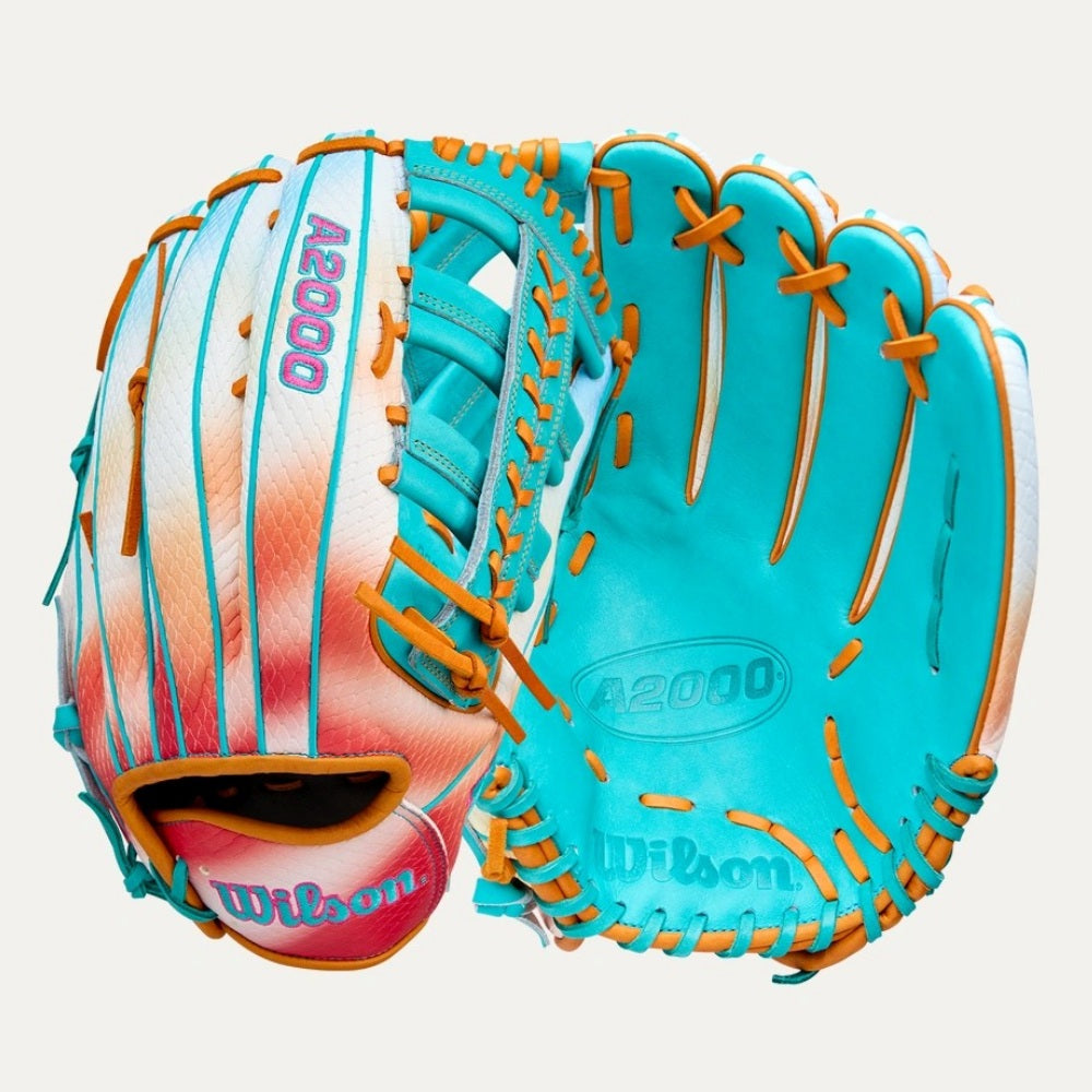Wilson 2025 Northern Lights A2000® 1810SS 12.75” Outfield Baseball Glove: WBW1040781275