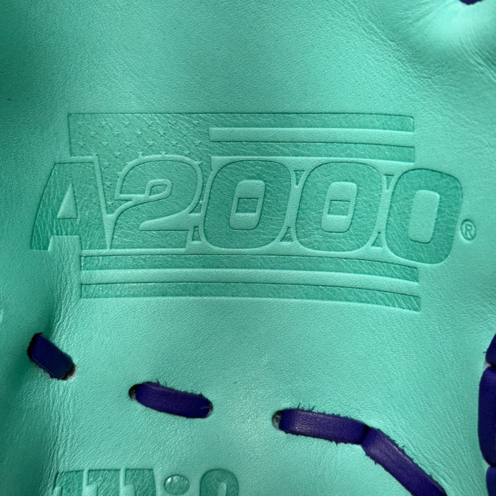 Wilson Custom A2000 1786 Seafoam 11.5" Infield Glove